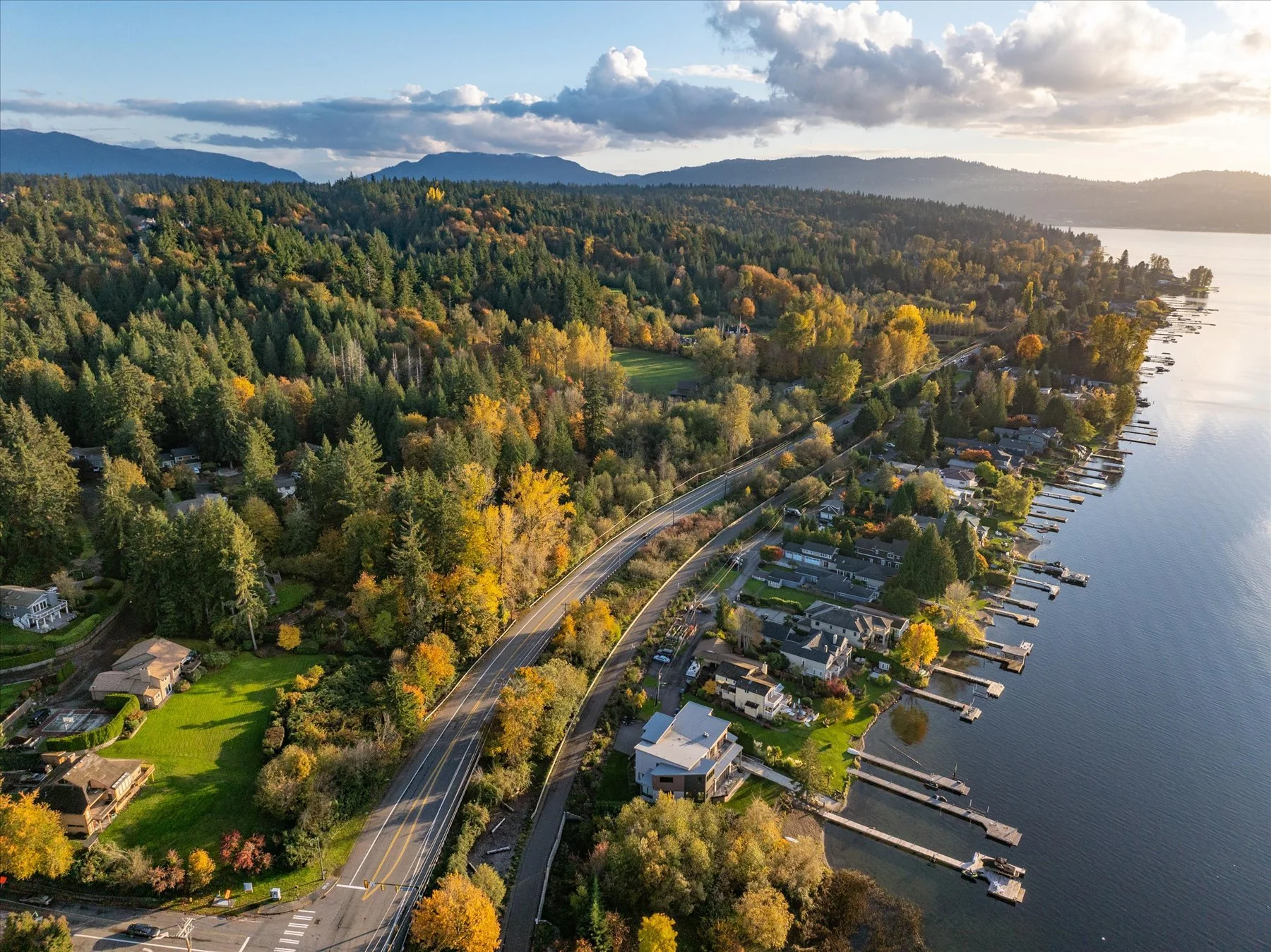 1-Hjorten_Porchlight_LakeSammDrone-5.jpg