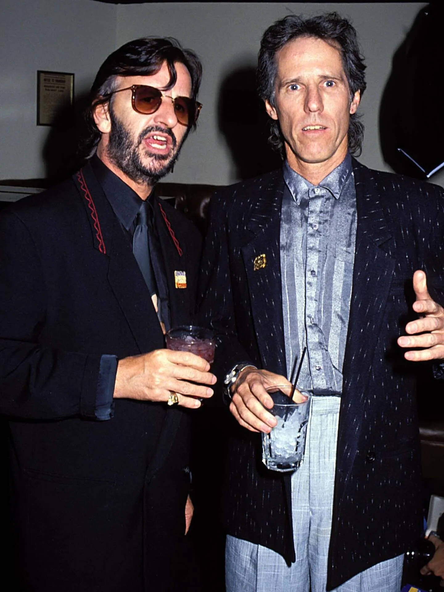 With the man himself @ringostarrmusic on this day in 1990 at Bar One in Los Angeles, California.

Us drummers gotta stick together!

Photo courtesy of Getty Images.