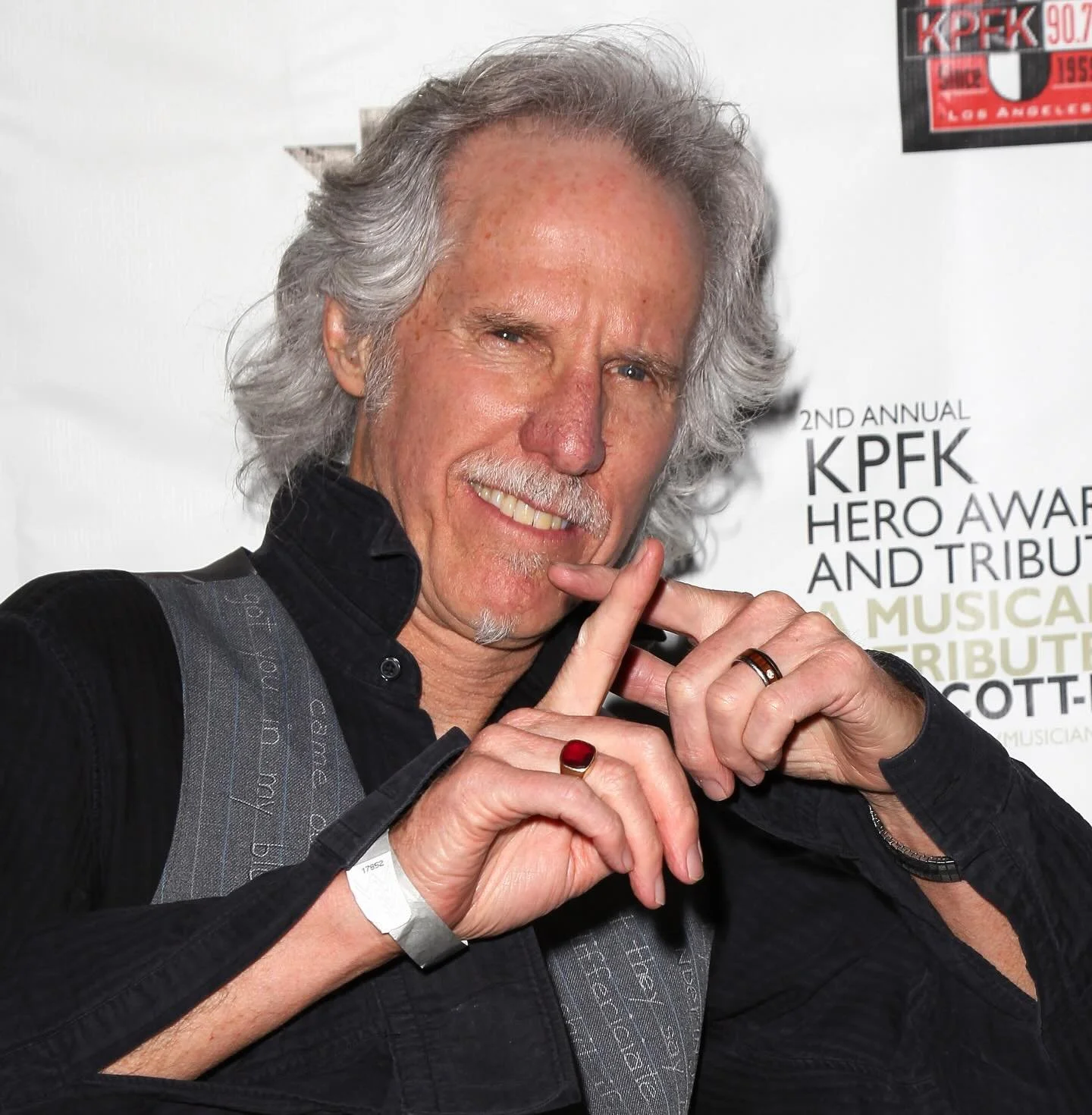 Need a &ldquo;Hero?&rdquo;

On this day in 2012, I had the honor of performing at the 2nd Annual @KPFK Hero Awards at Club Nokia, alongside a community that values truth, art, and music.

Photos courtesy of Getty Images.