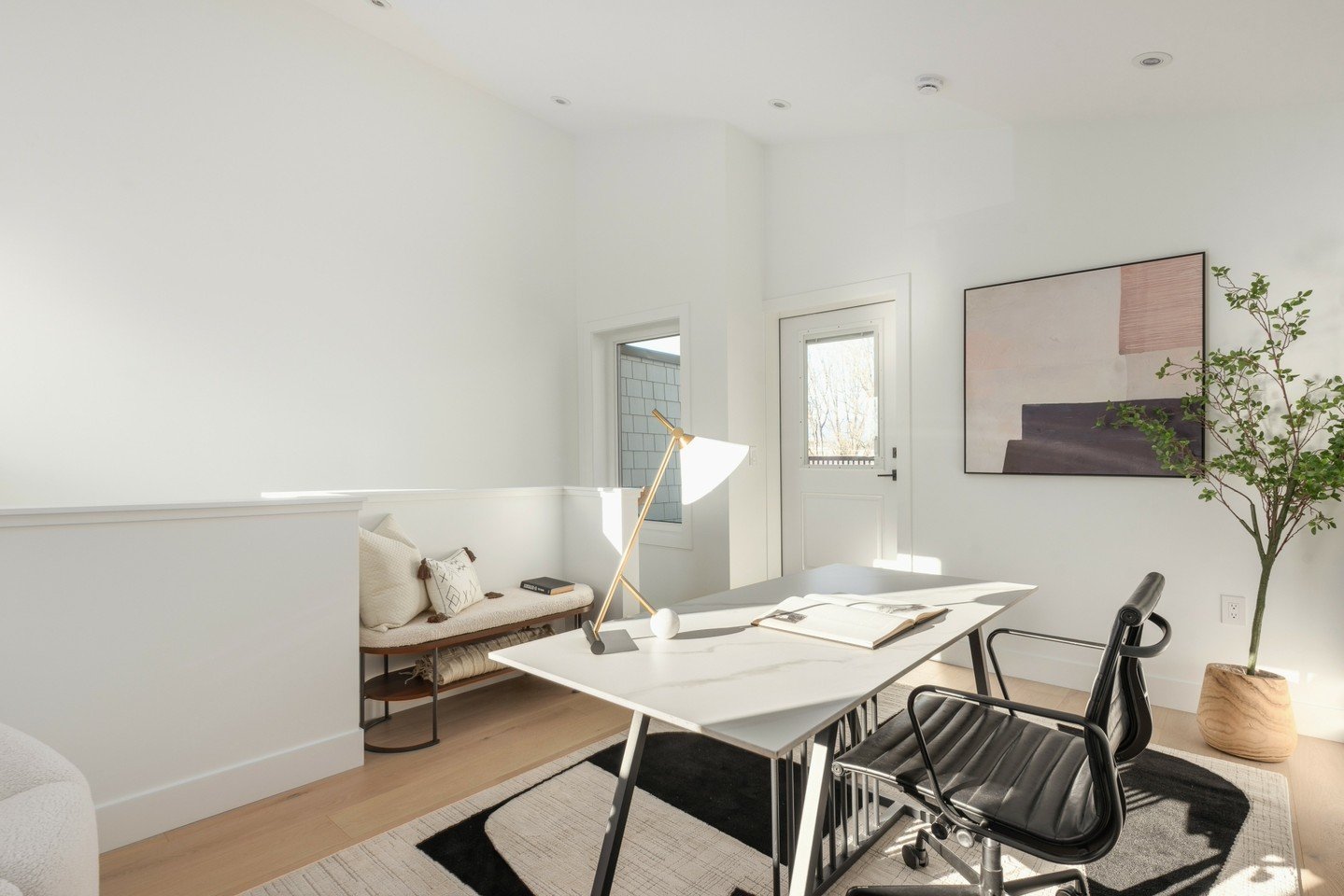 A space designed for clarity, focus, and quiet inspiration. 📖

Natural light, thoughtful textures, and intentional simplicity come together to create a home office that feels as calm as it is functional. 🤍

Let&rsquo;s bring your vision to life.
60