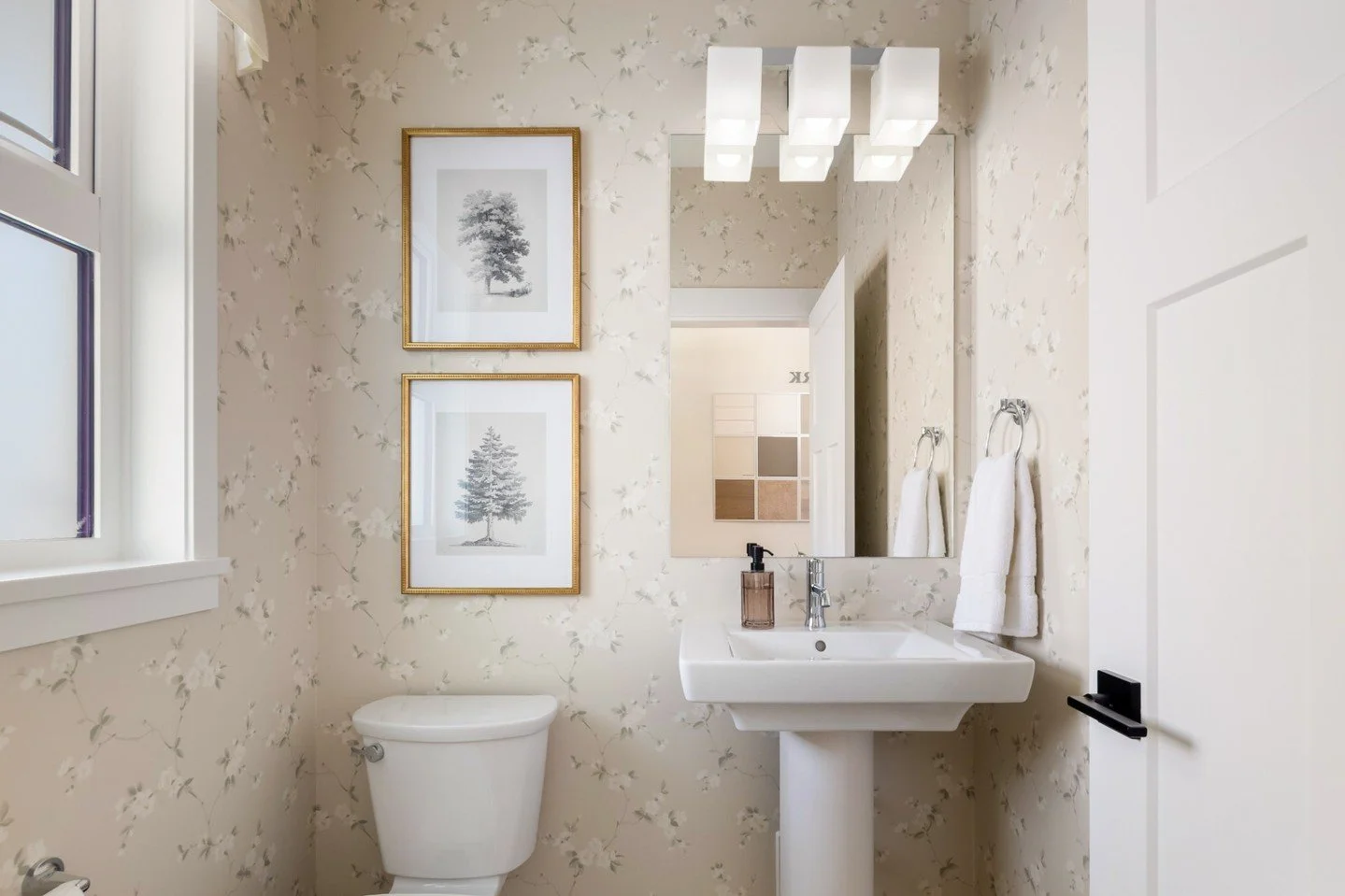 A charming powder room at Amberwood Manor in Abbotsford. 

Soft floral wallpaper, warm brass accents, and timeless details create a welcoming moment within the space. 

Let&rsquo;s bring your vision to life.
604-777-5653 | info@firstimpressiondesigns