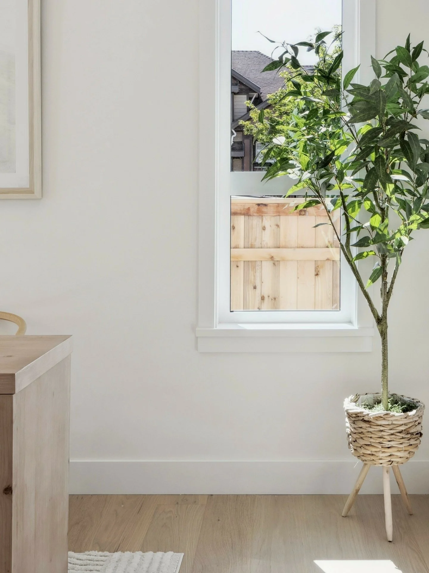 Soft light, natural textures, and a quiet sense of calm. 🌿

This office moment from our Euro Coastal project is designed to feel both grounded and elevated. Warm wood tones meet crisp white walls, while greenery brings life and movement into the spa