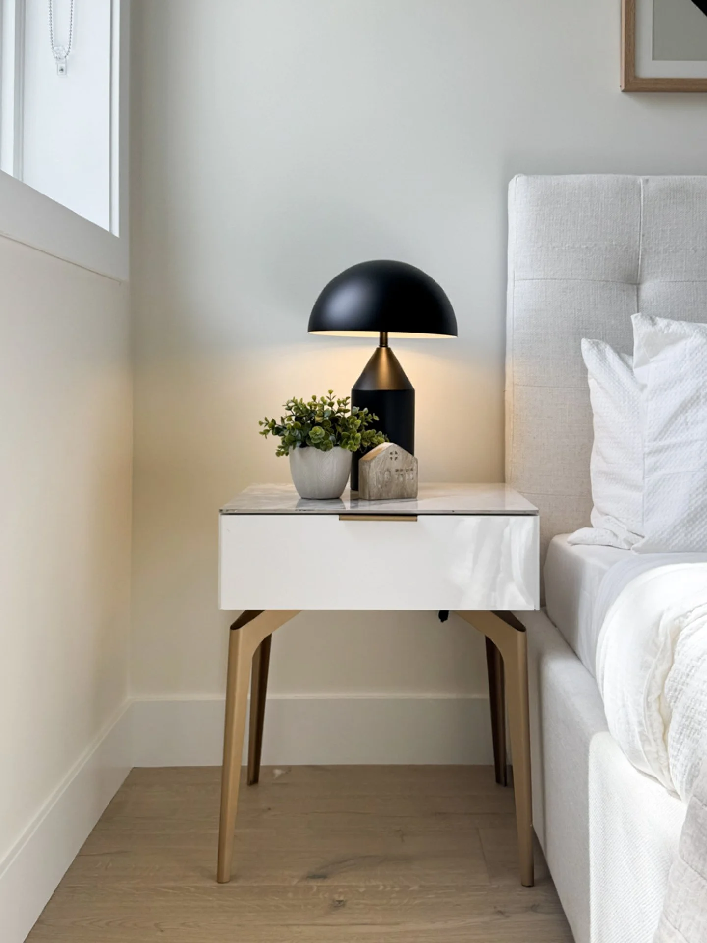 Every detail in this Vancouver triplex was designed to feel intentional, elevated, and impossible to overlook. 

From the sculptural lighting to the warm layered textures and refined contrasts, this bedroom moment captures the quiet luxury woven thro