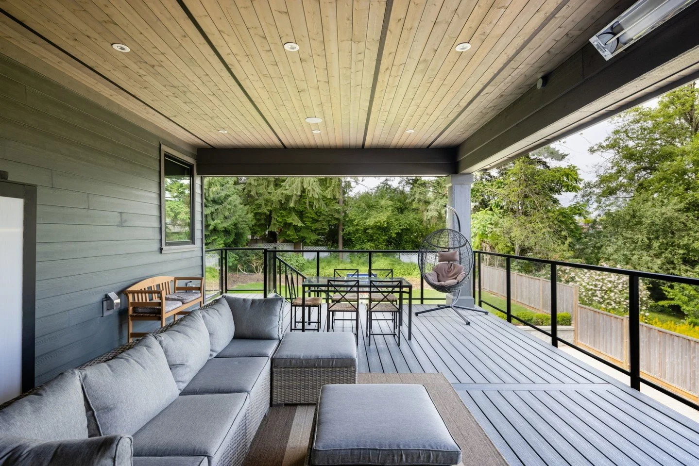A slower Saturday, fresh air, and spaces designed to make staying home feel like the best part of the weekend. Thoughtfully layered for effortless outdoor living, this patio blends comfort, warmth, and timeless design for long summer evenings well sp