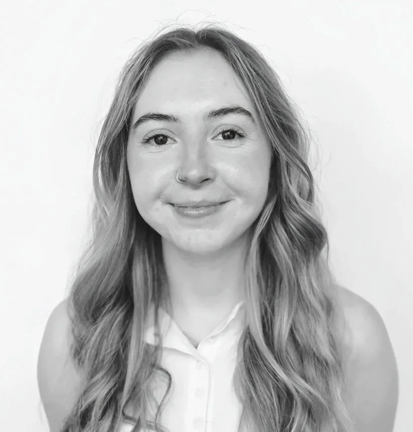 MEGAN SANDERS</br>MCR Assistant/Runner