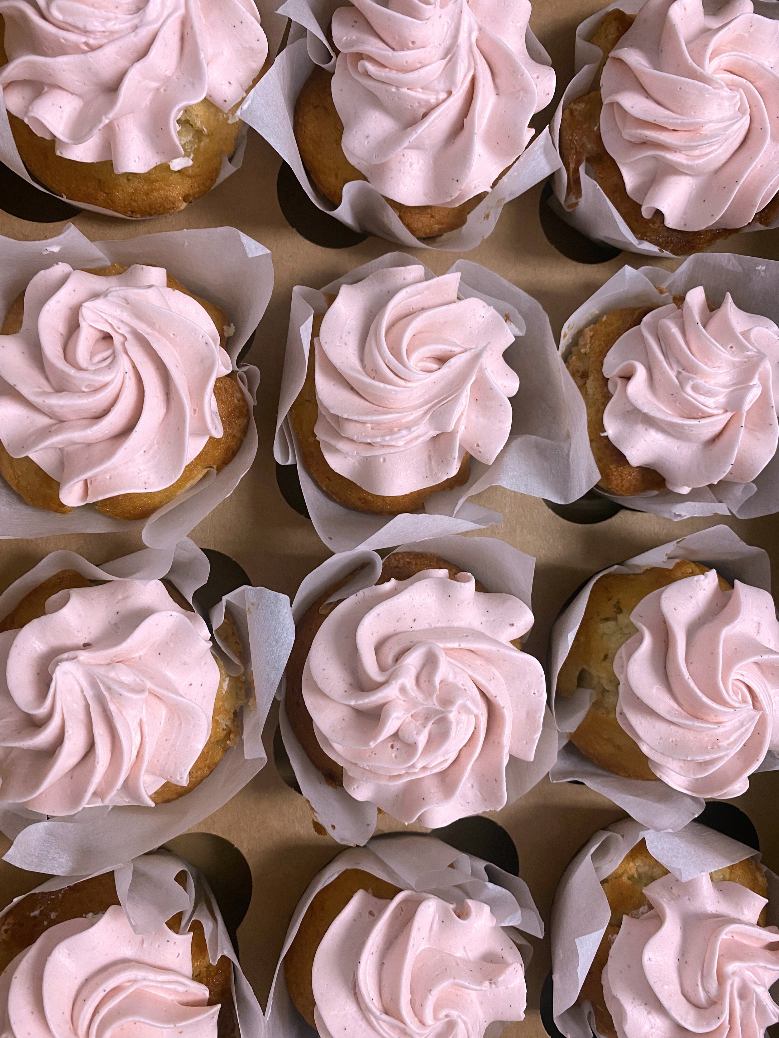 Kid's Cupcake Decorating Class 2.13 @ 4 pm