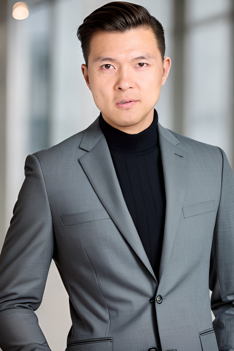 Zilong Zee