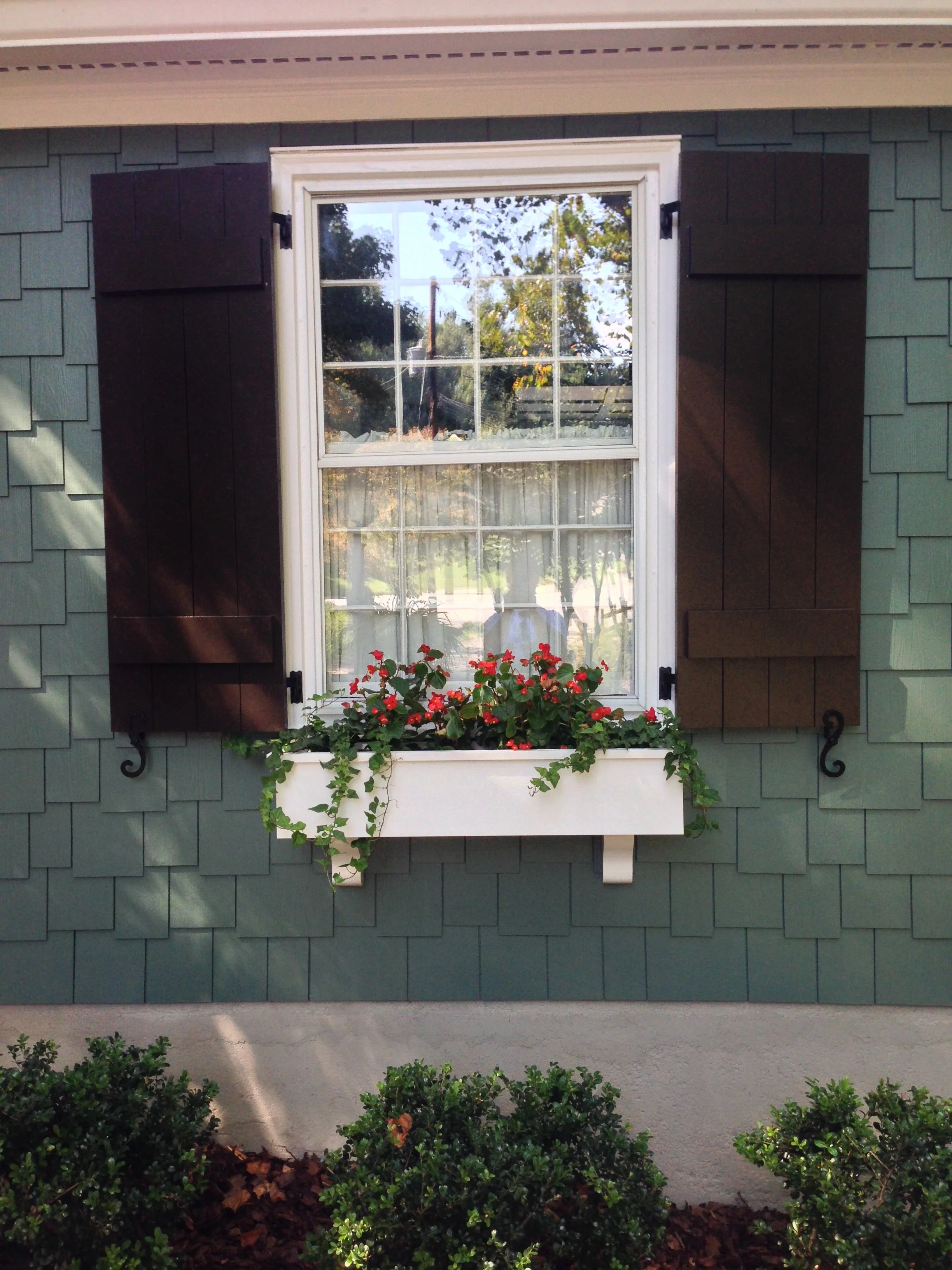 Board and Batten with flower box.JPG