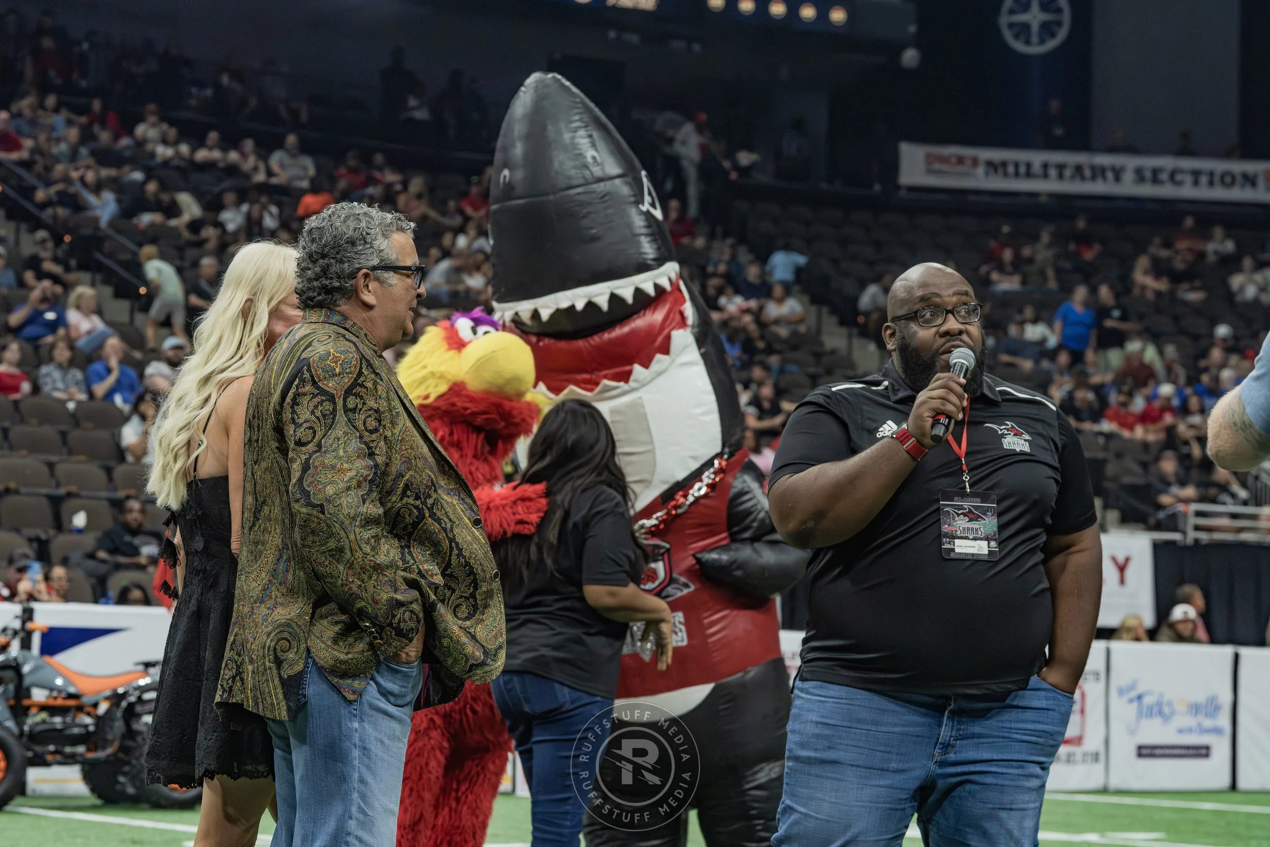 Sharks 260530-437.JPG