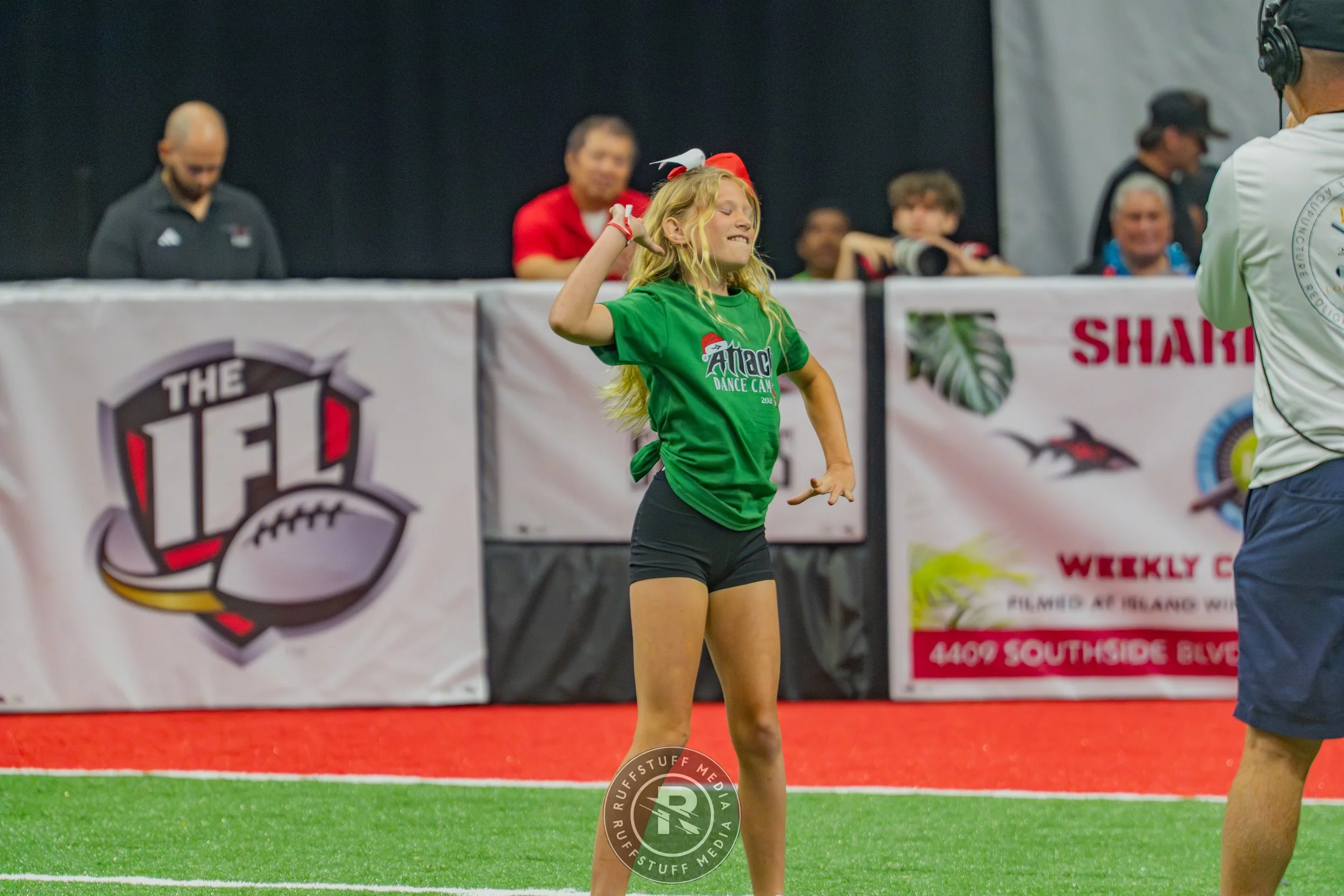 Sharks 260606-314.jpg