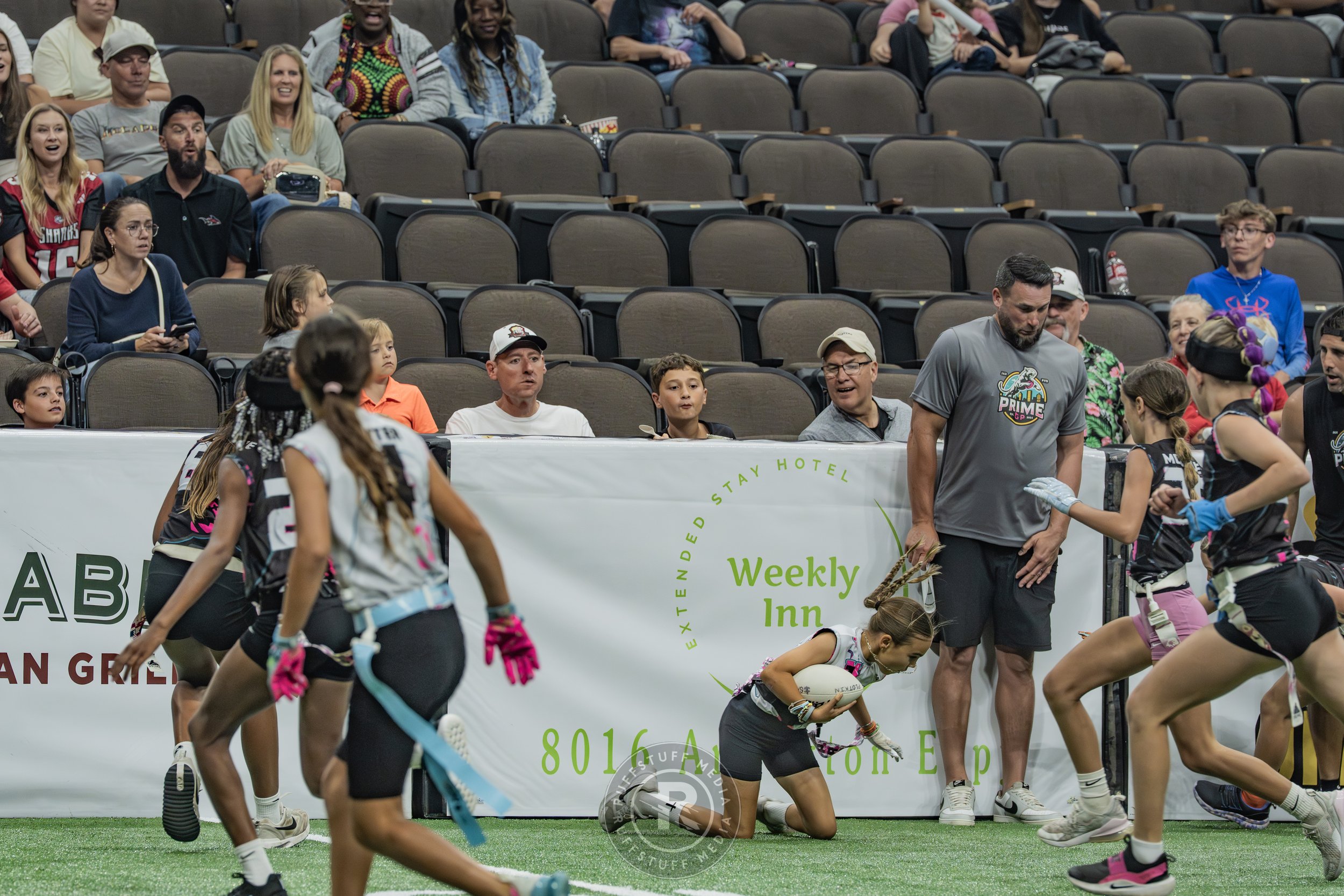 Sharks 260530-392.JPG