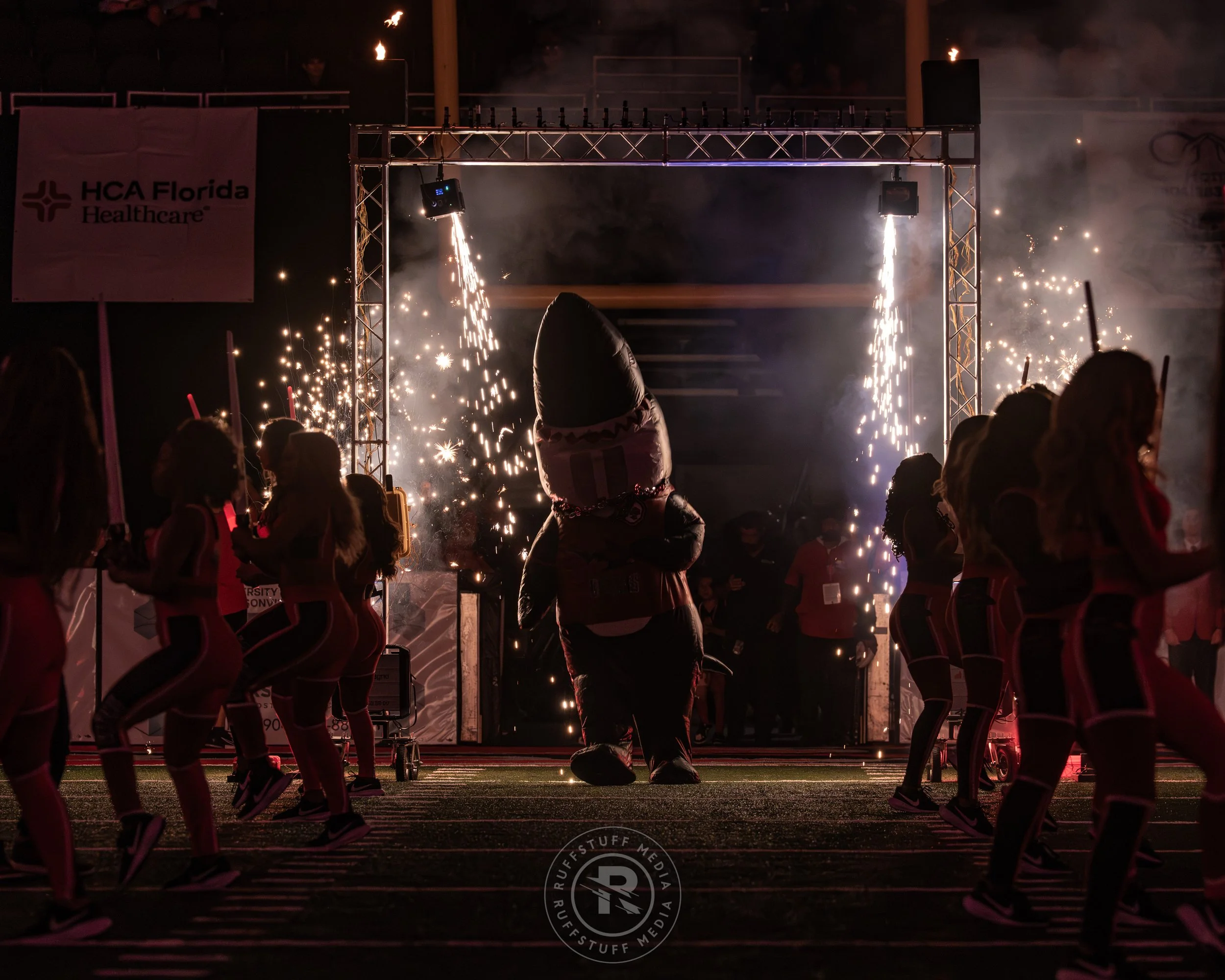 Sharks 260530-71.JPG
