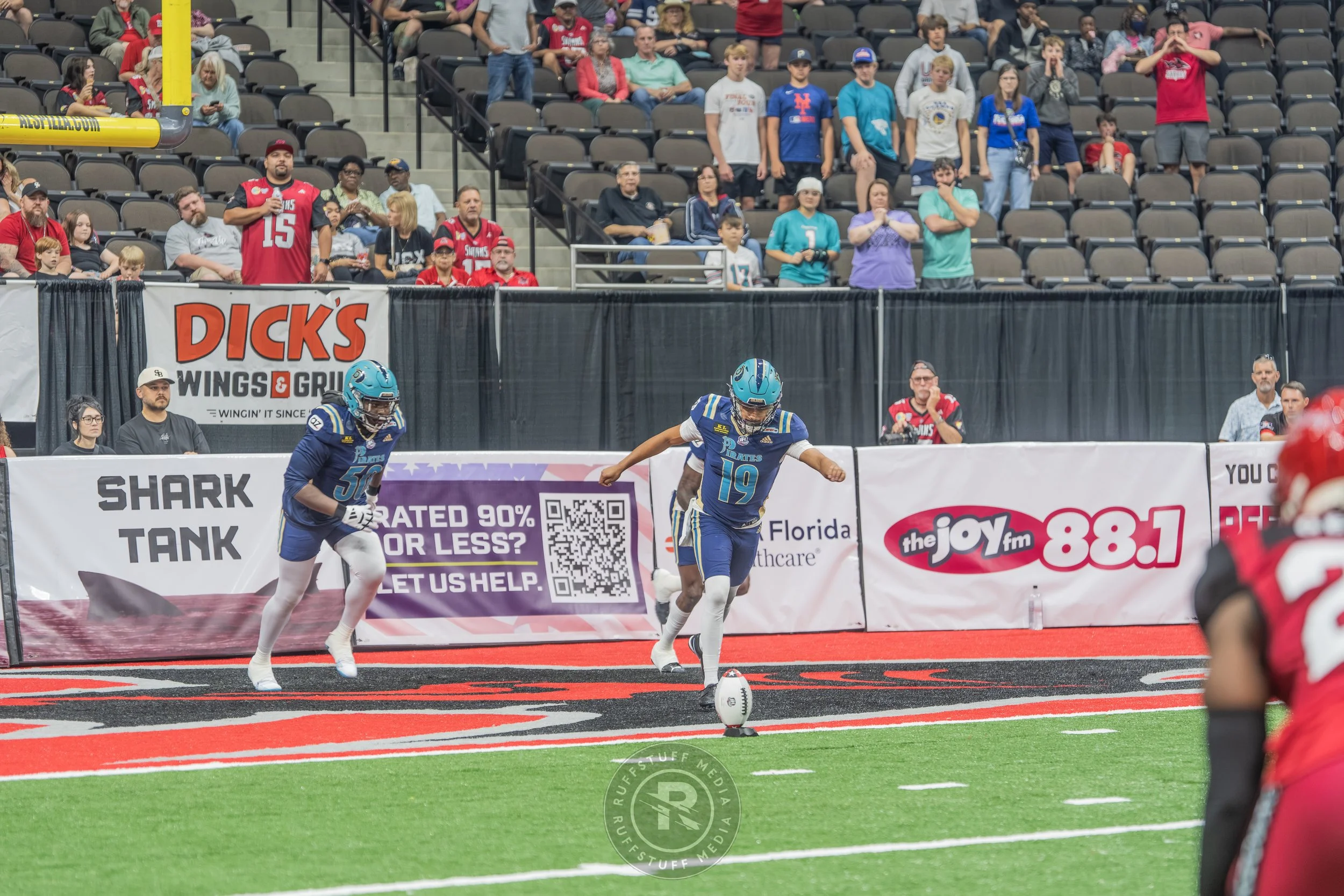 Sharks 260417-93.JPG