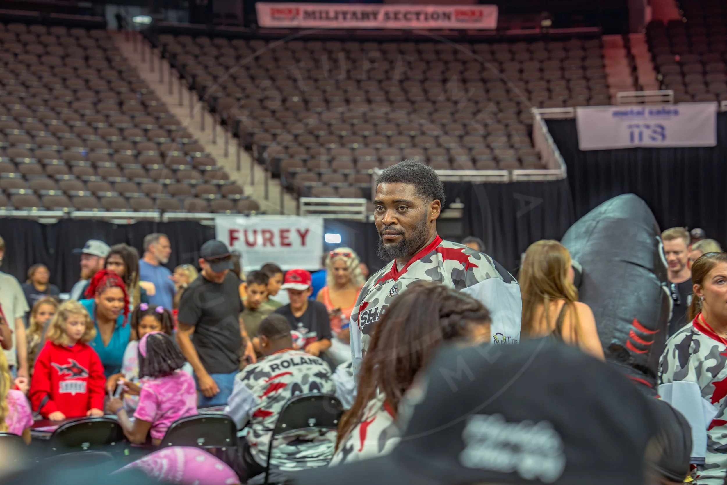 Sharks 260726-244.JPG