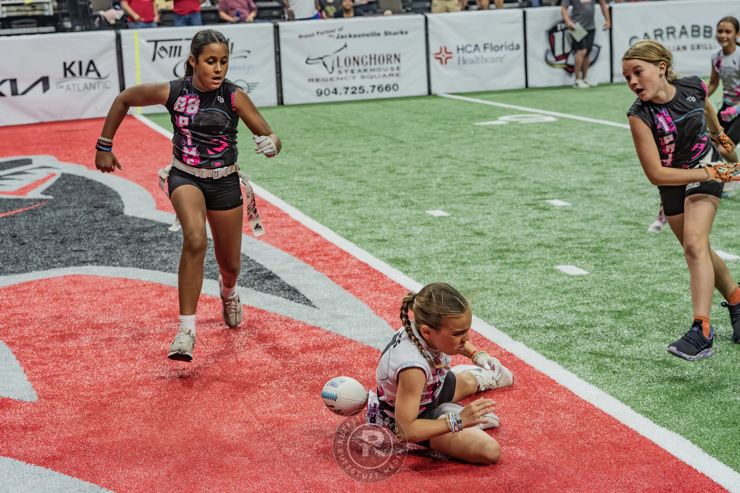 Sharks 260530-375.JPG