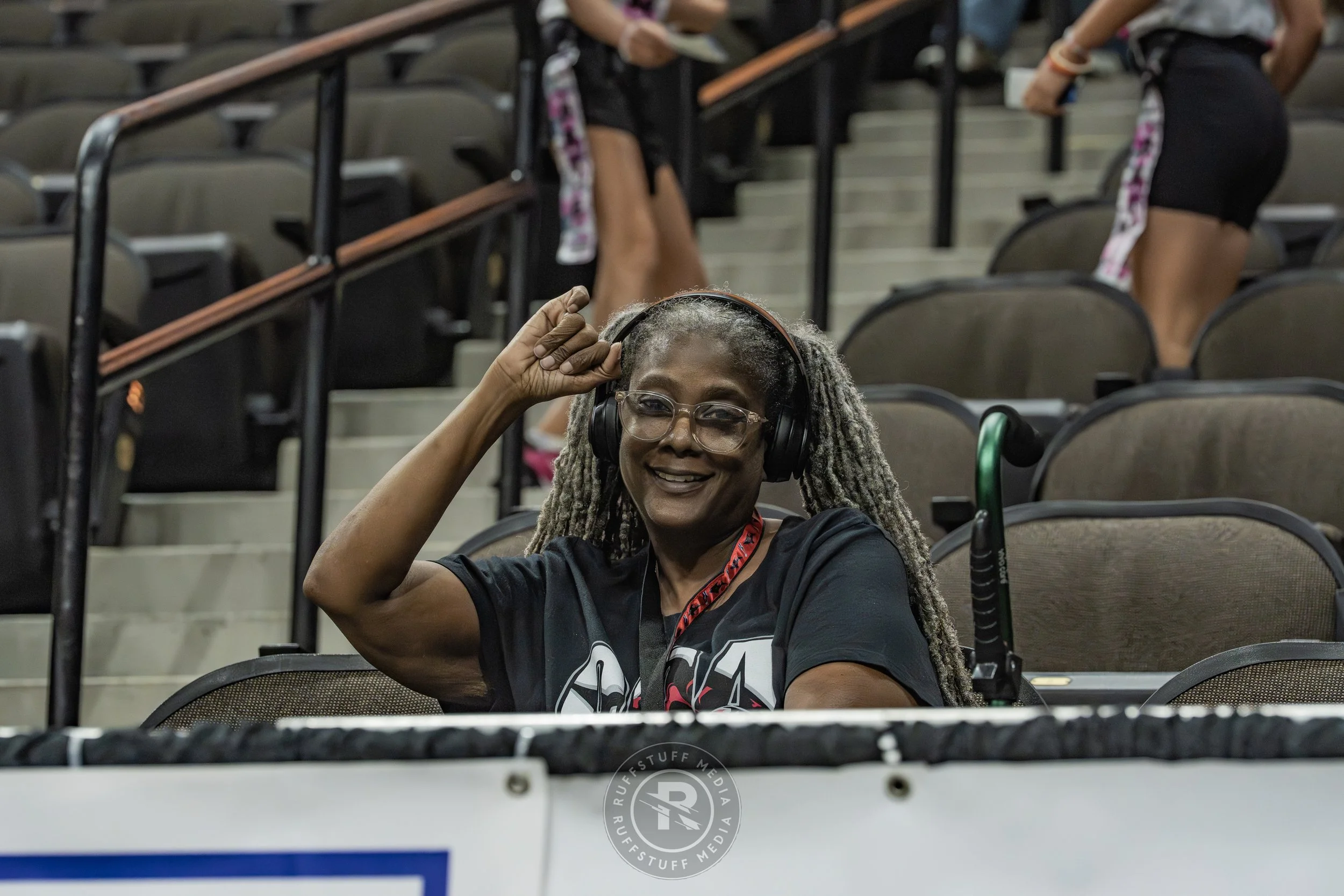 Sharks 260530-17.JPG