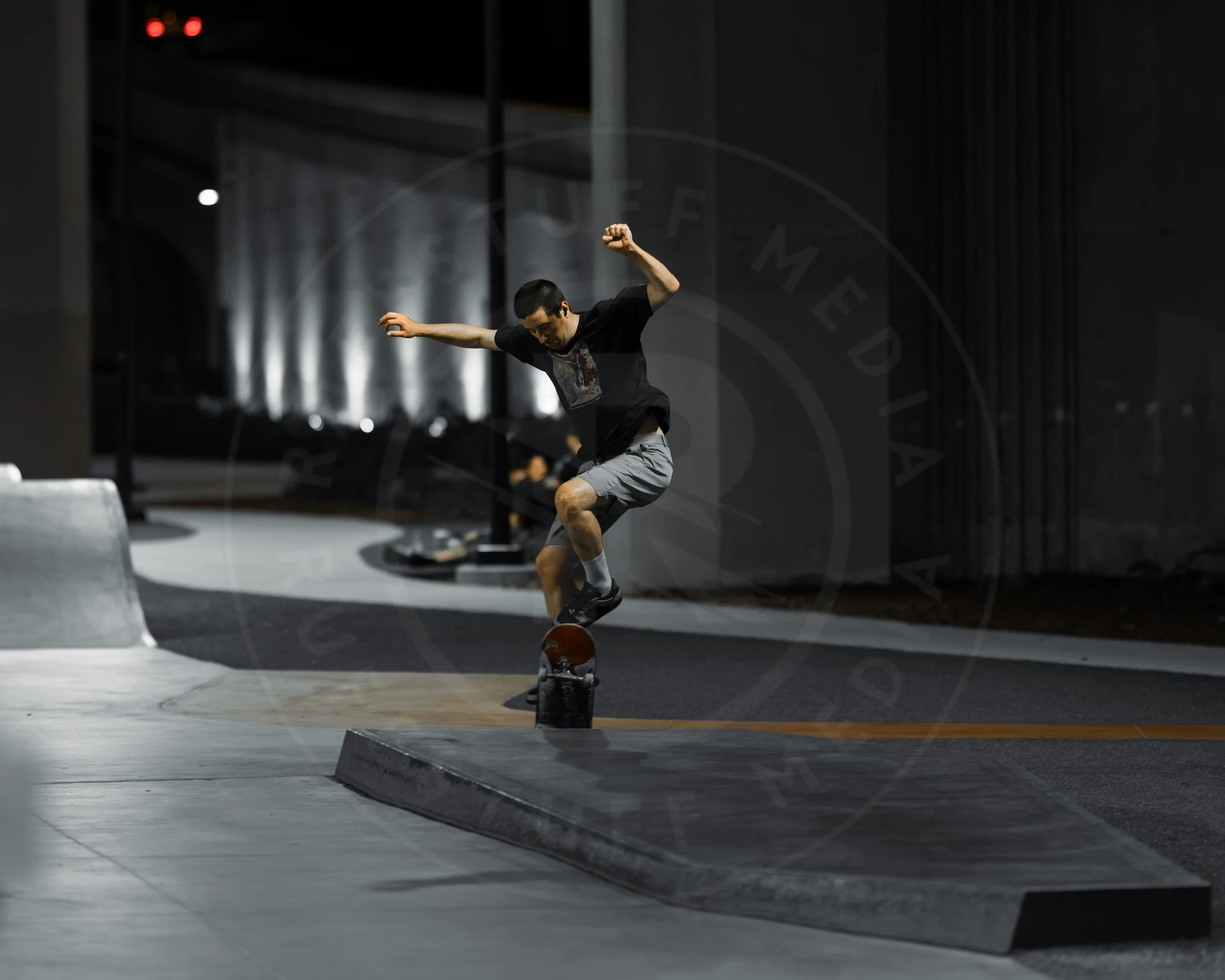 Skate Park 260829-210.JPG