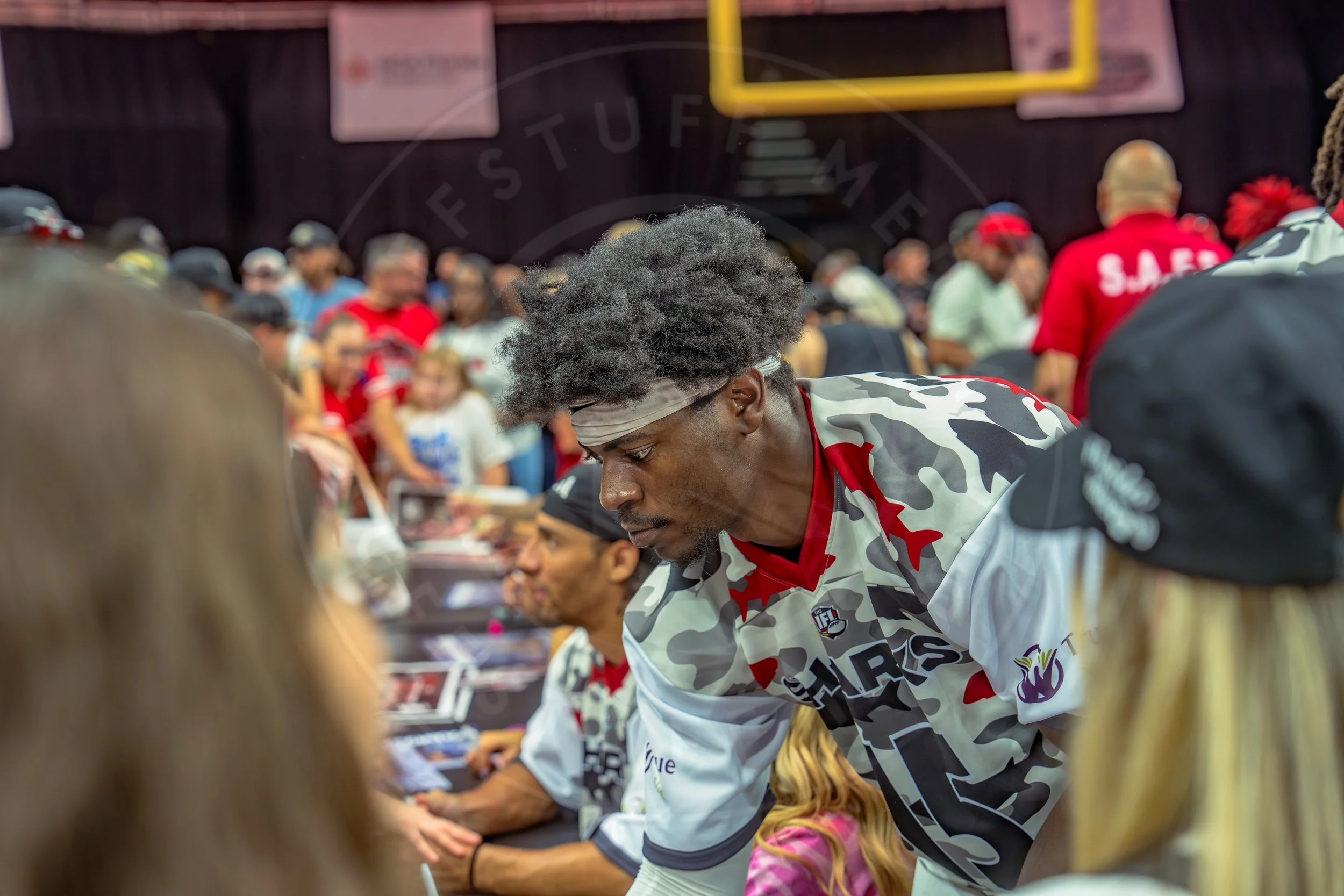 Sharks 260726-249.JPG