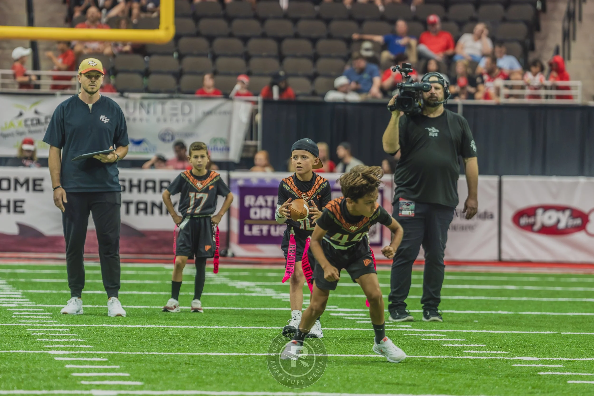 Sharks 260628-320.JPG