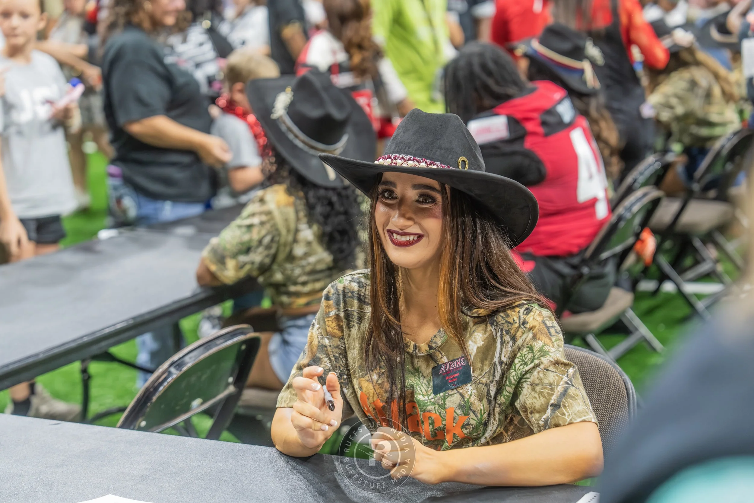 Sharks 260417-549_resize.JPG