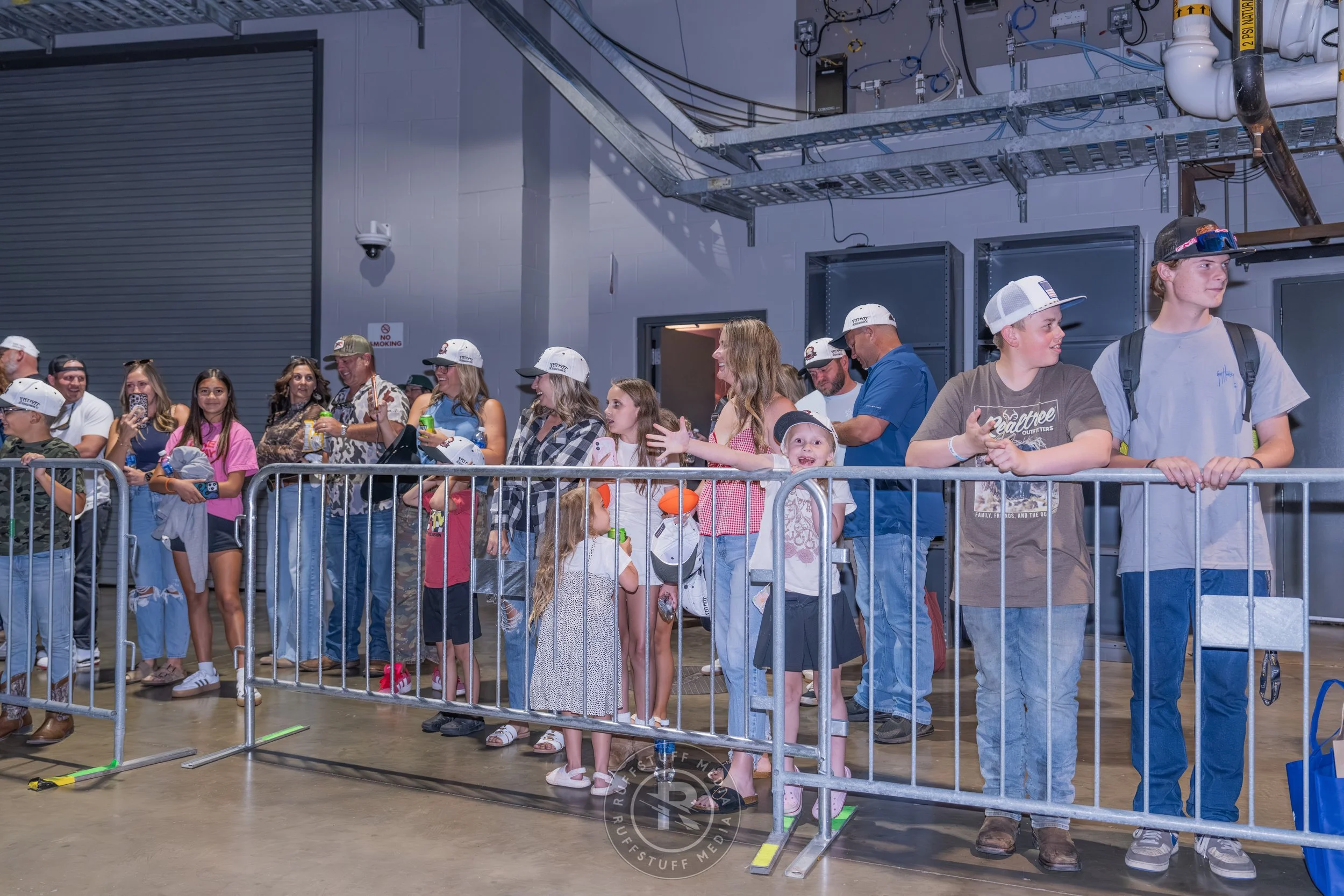 Sharks 260417-16_resize.JPG