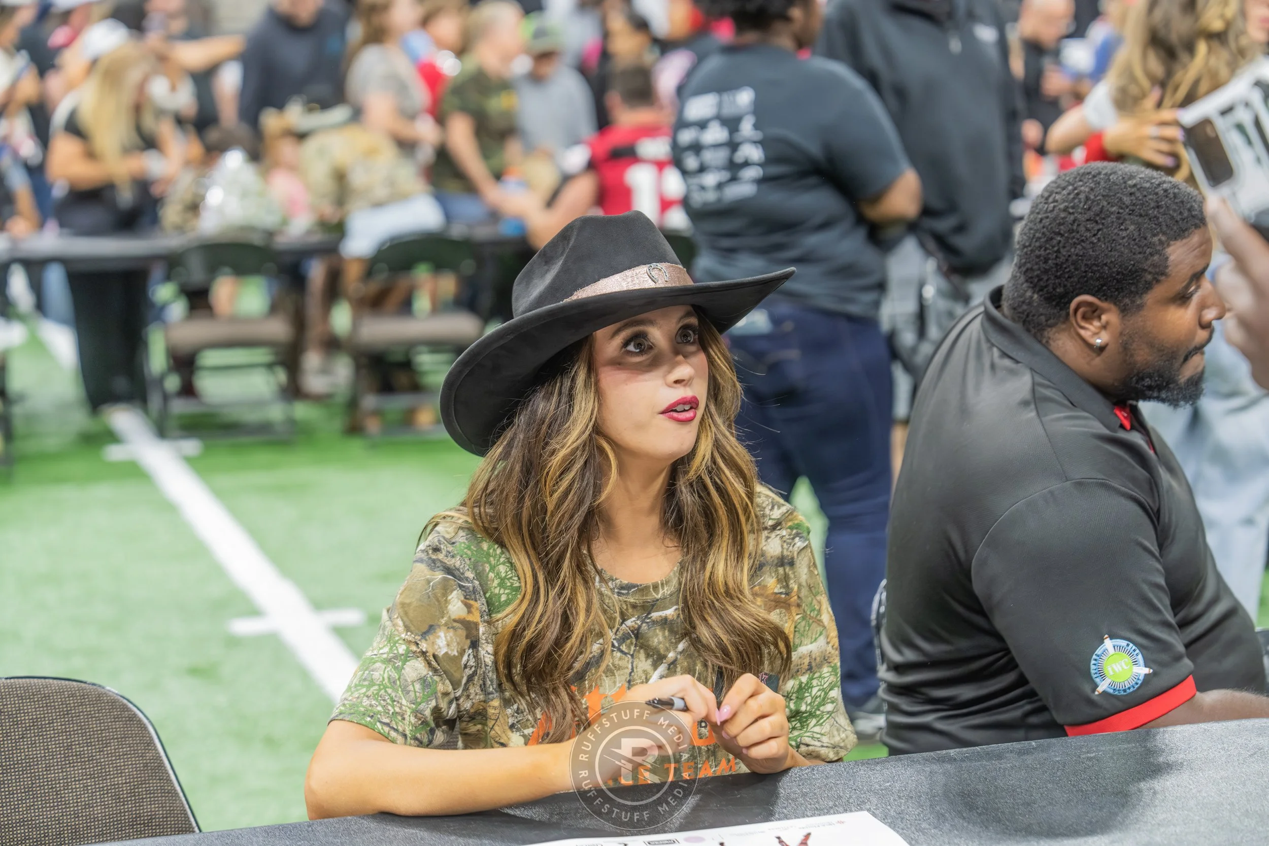 Sharks 260417-570_resize.JPG