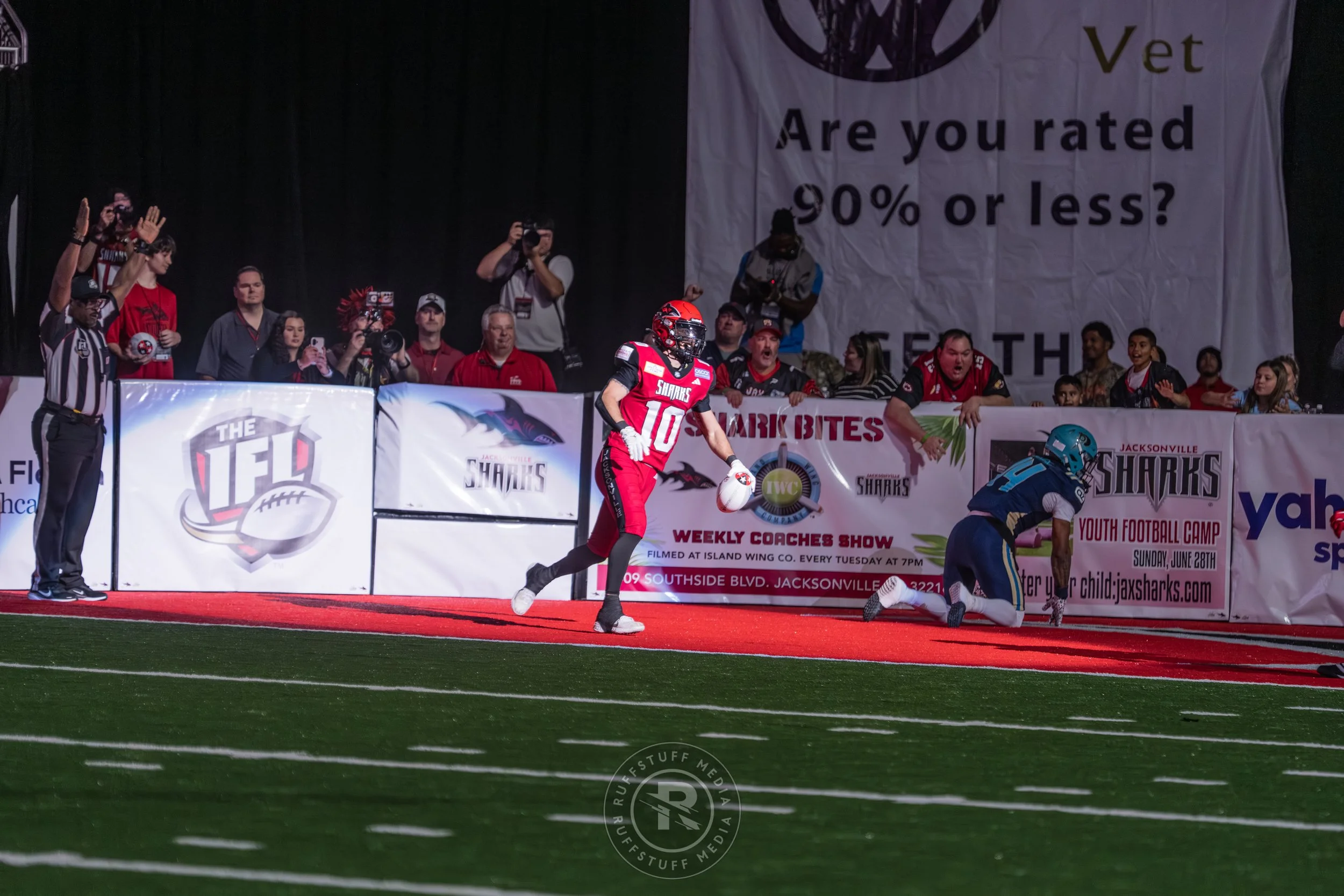 Sharks 260417-174.JPG