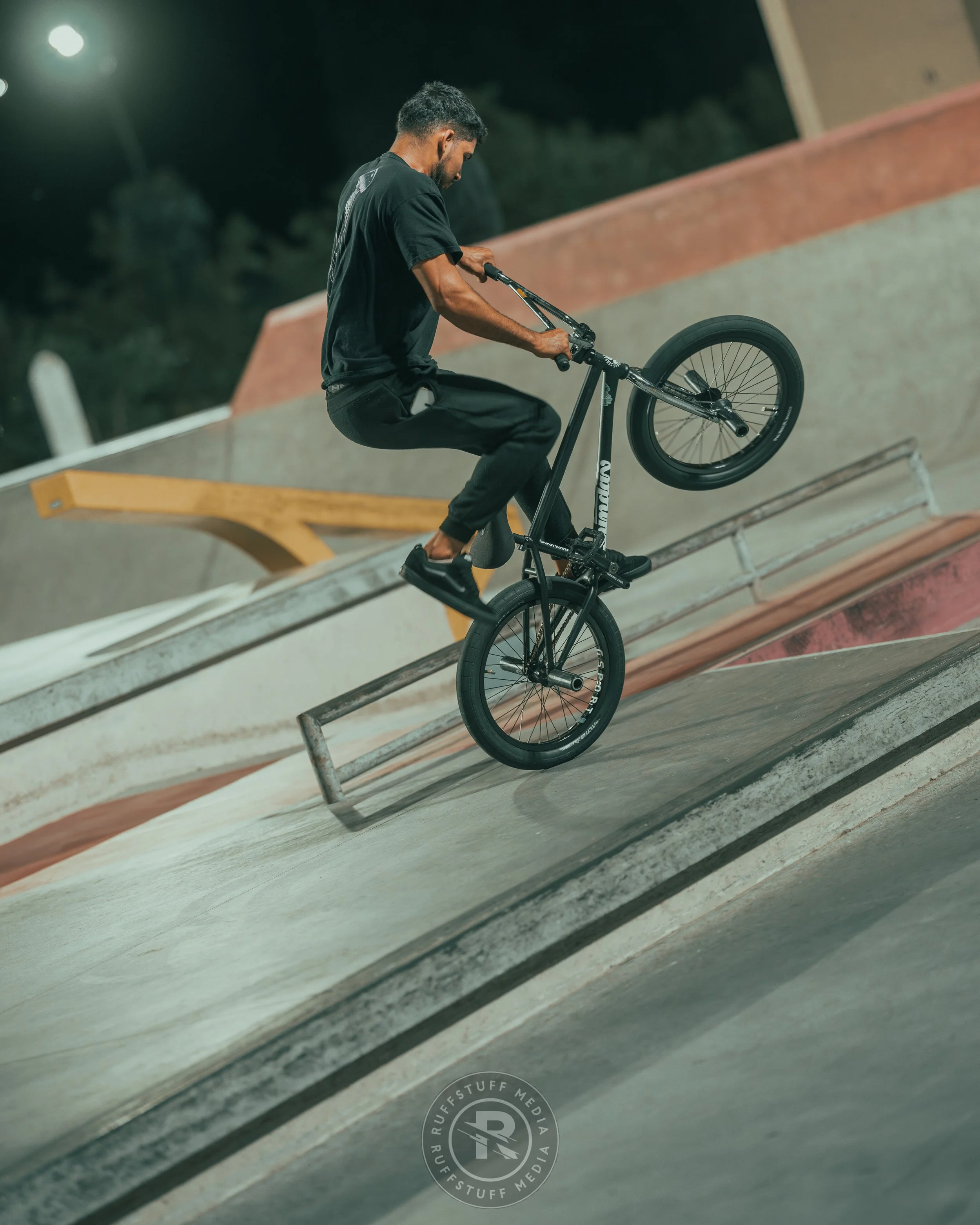 Skate Park 260522-112.JPG