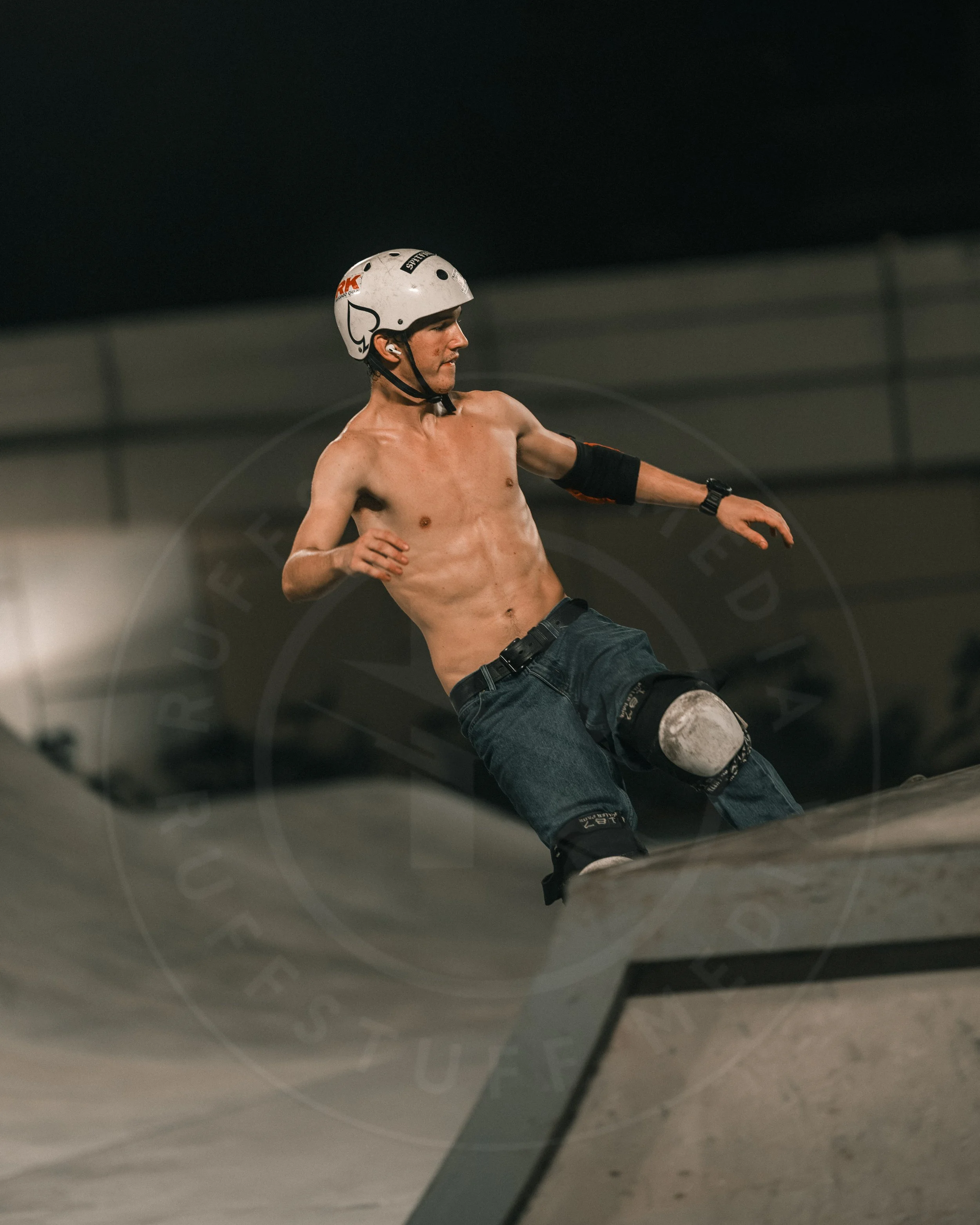 Skate Park 260822-30.JPG