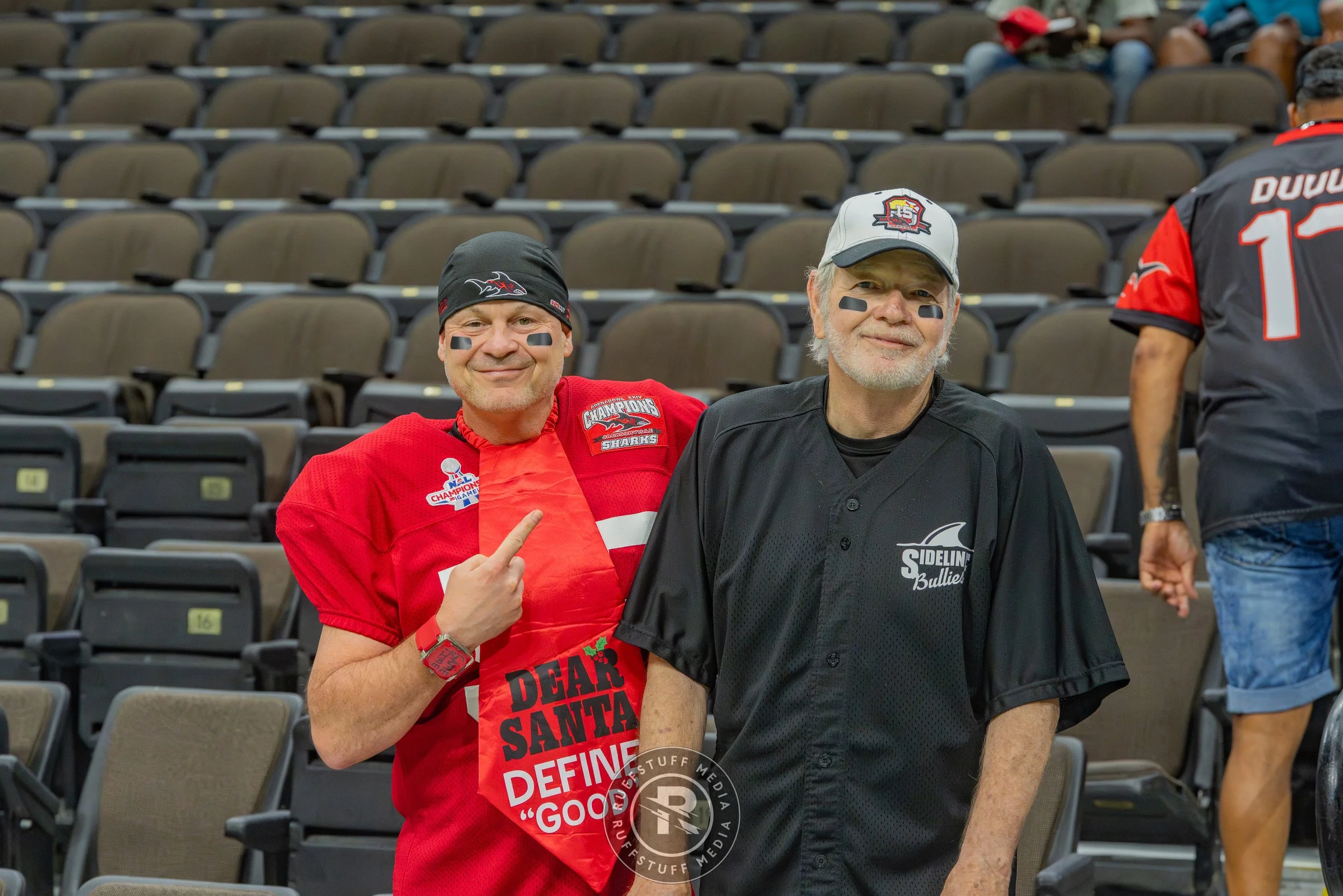 Sharks 260606-4.jpg