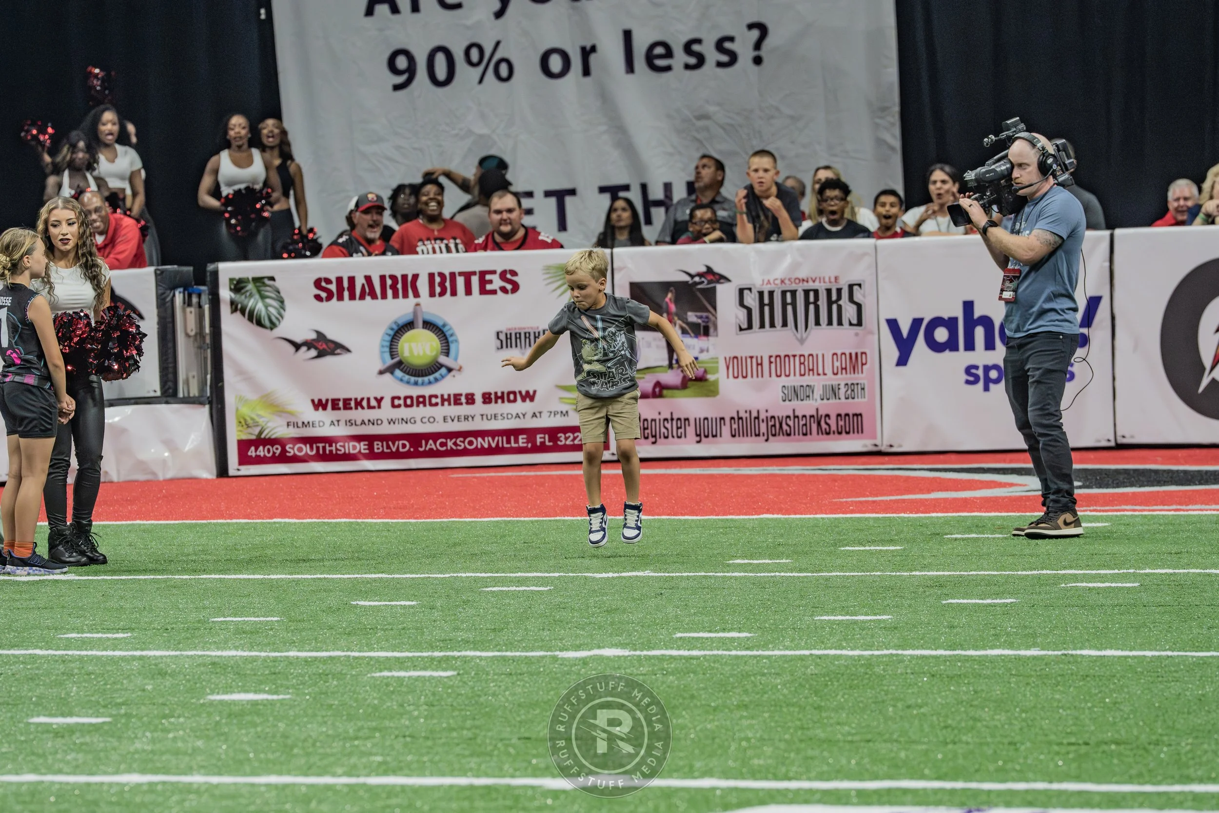 Sharks 260530-471.JPG