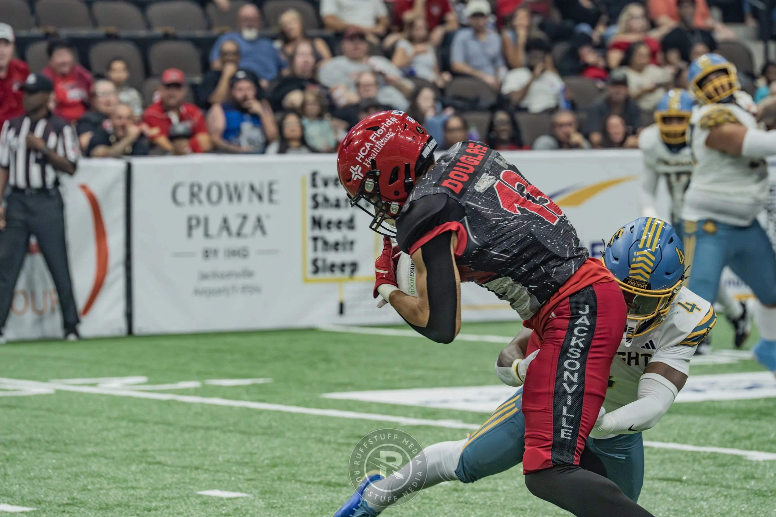 Sharks 260530-183.JPG