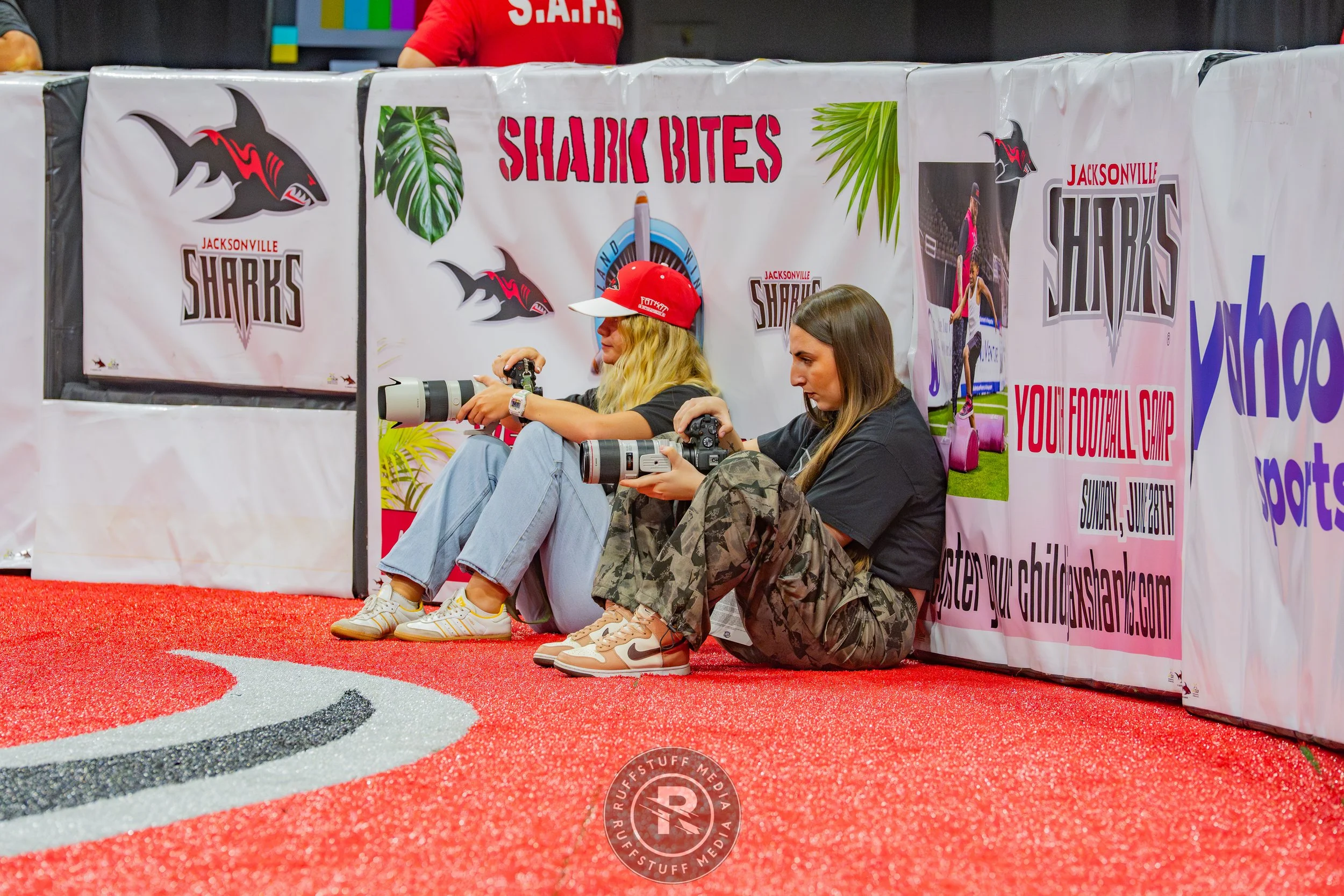 Sharks 260606-6.jpg