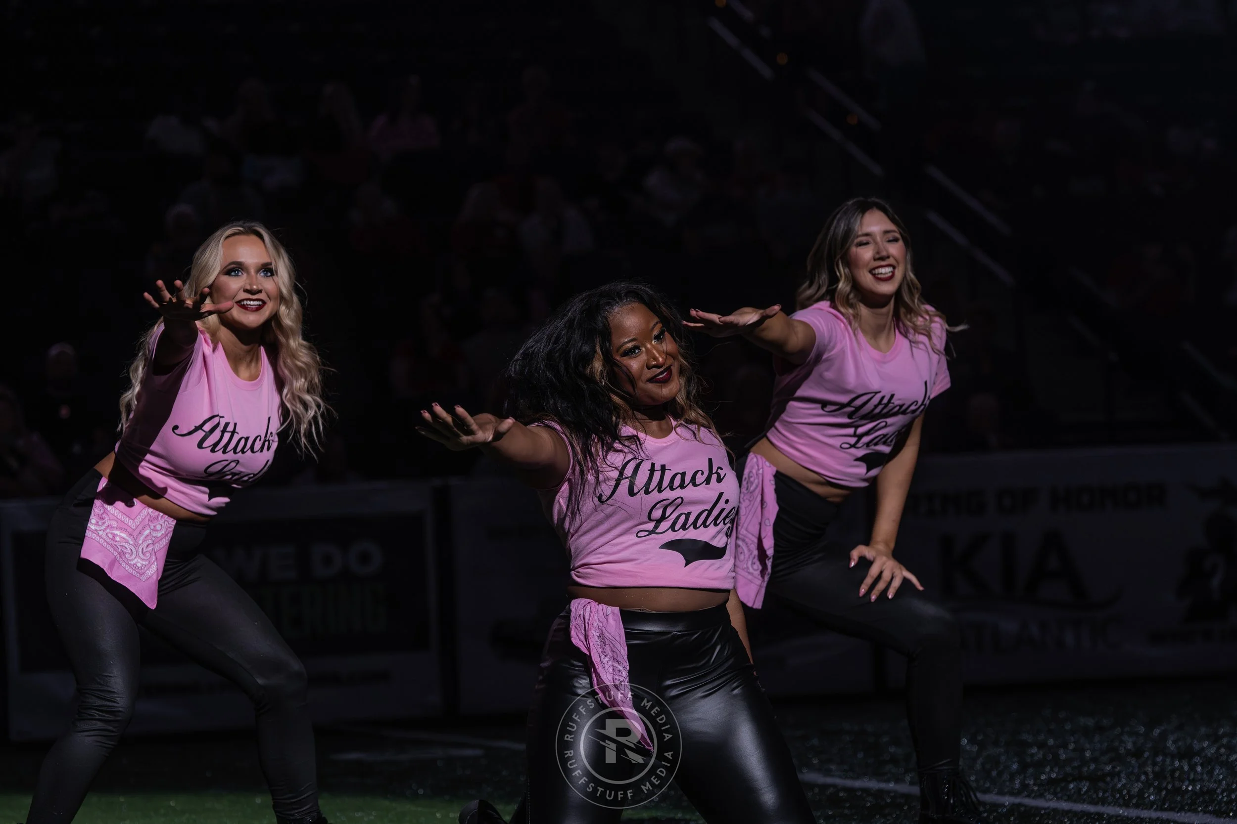 Sharks 260509-316.JPG