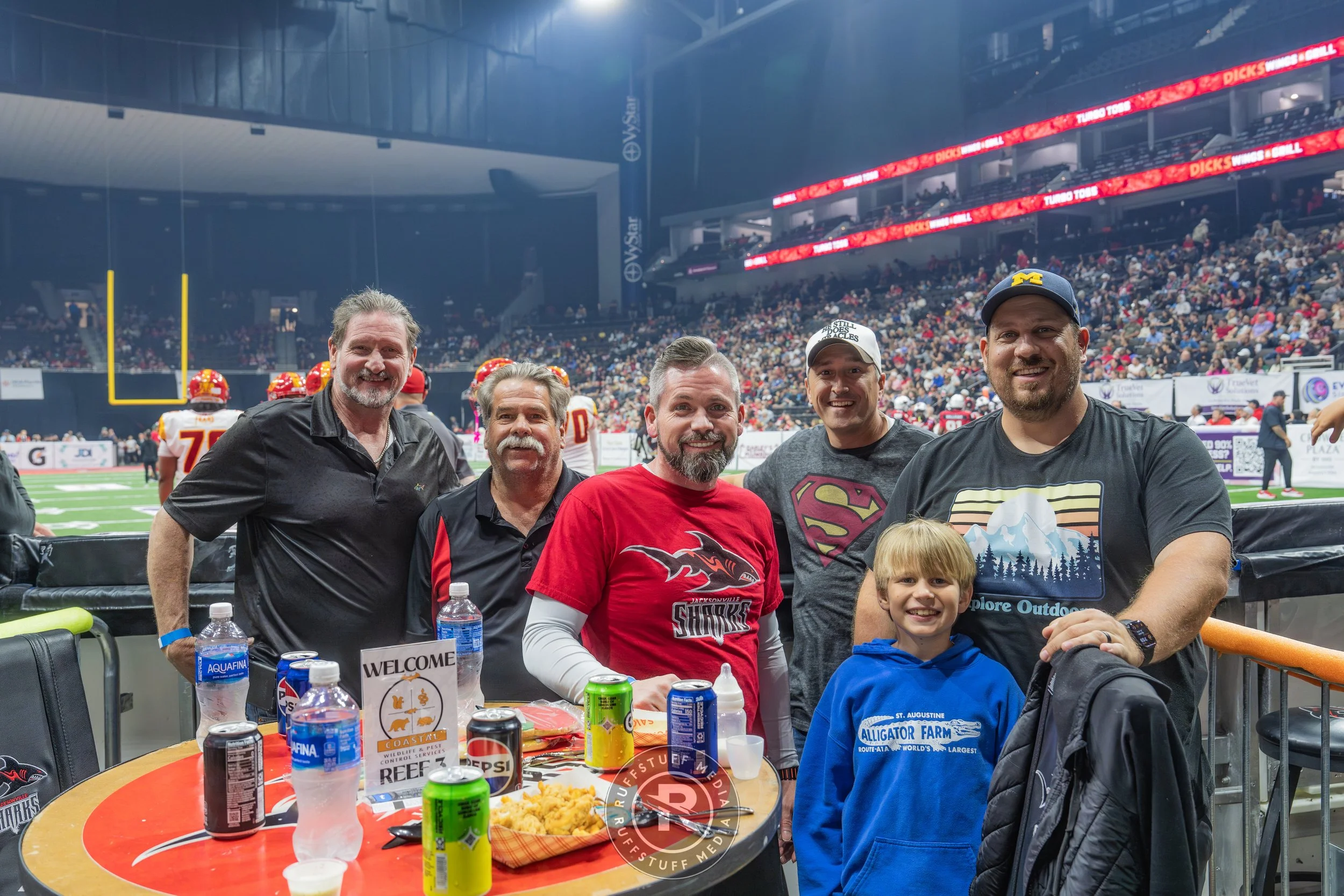Sharks 260502-139_resize.JPG
