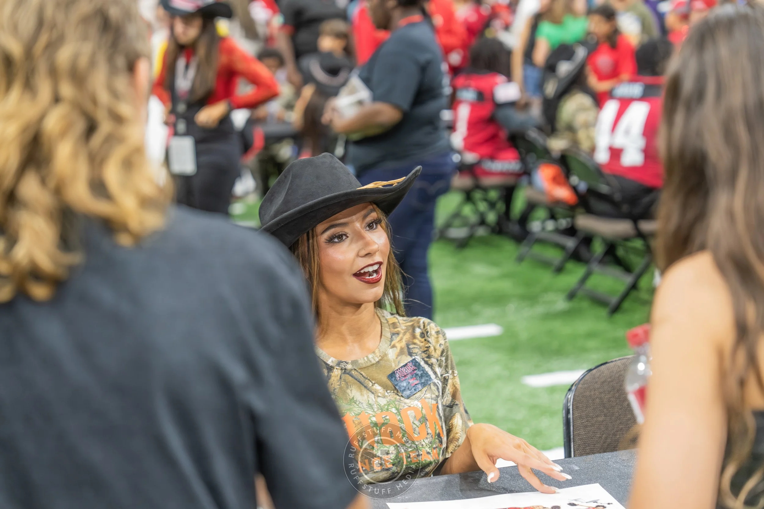 Sharks 260417-560_resize.JPG