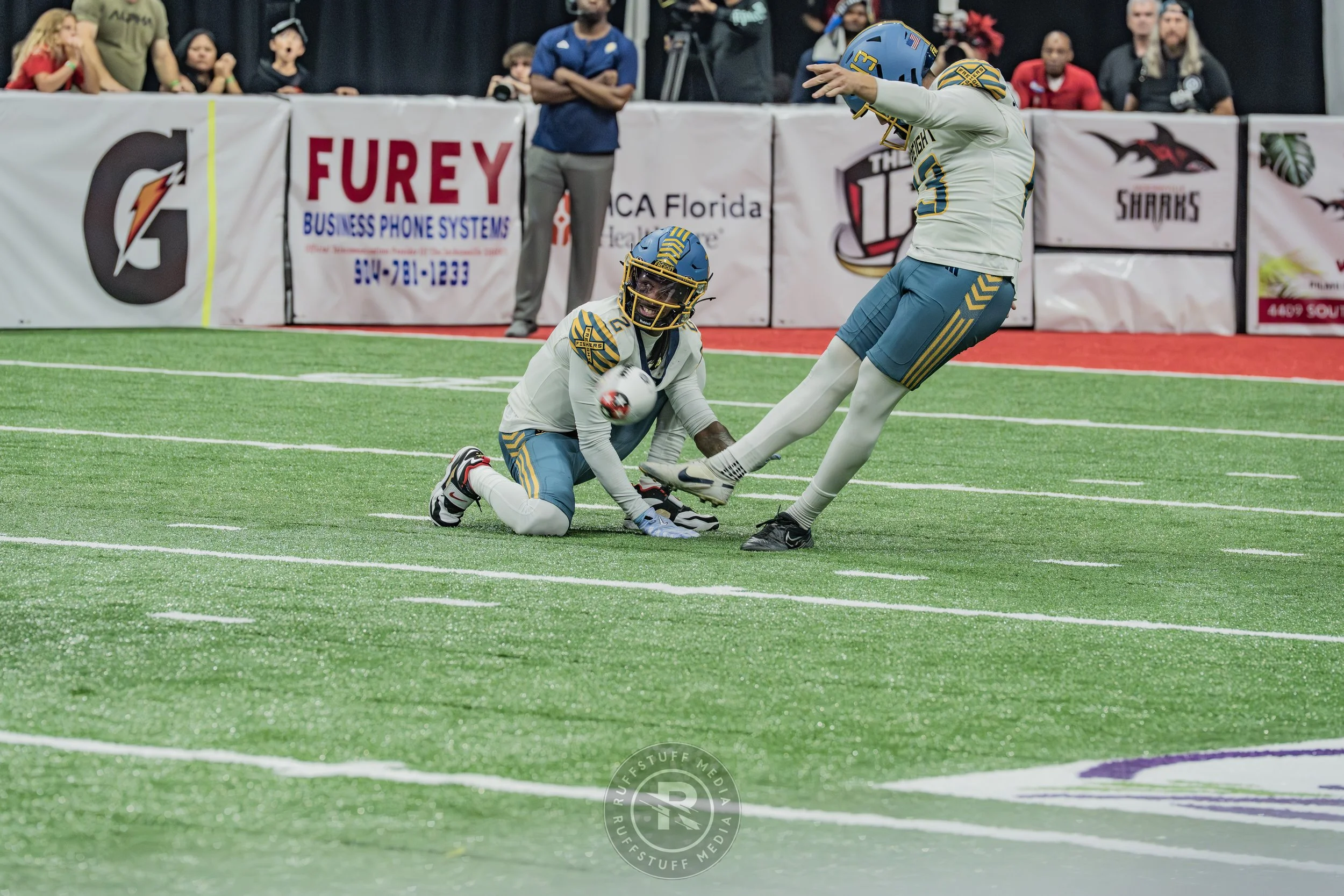 Sharks 260530-336.JPG
