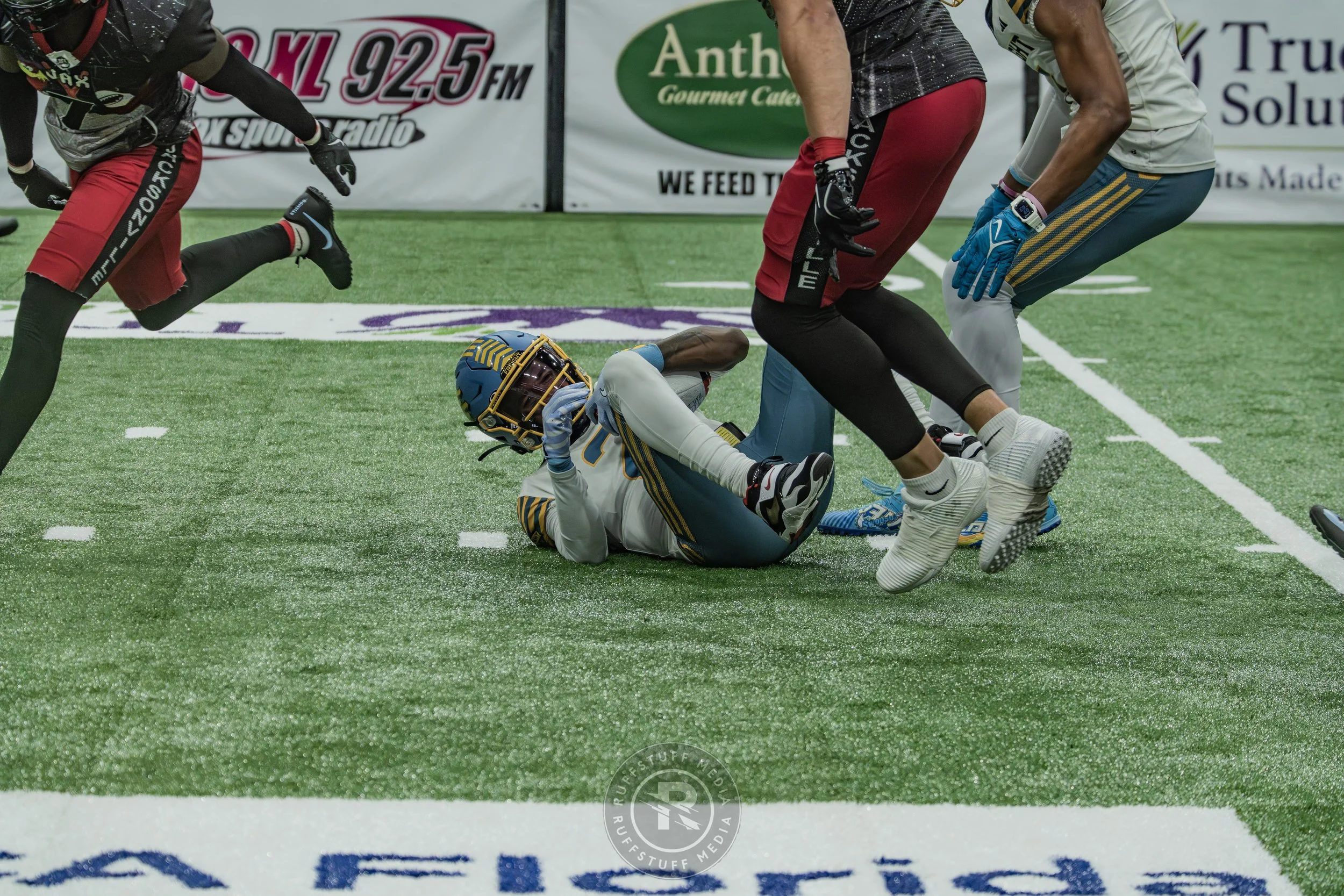 Sharks 260530-545.JPG