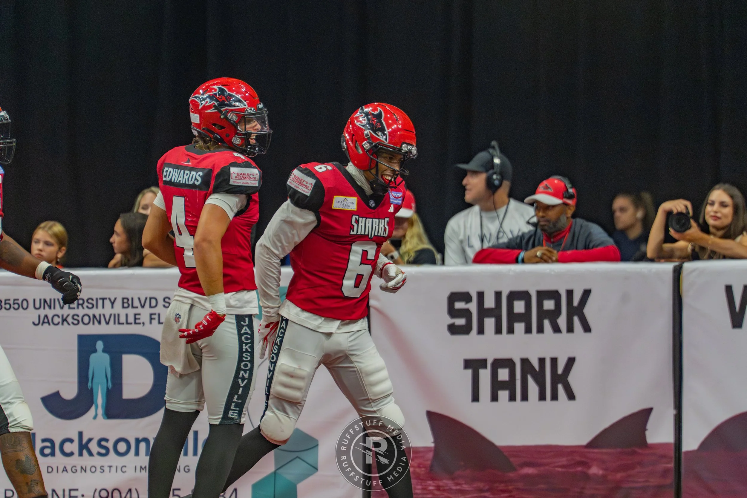 Sharks 260606-467.jpg