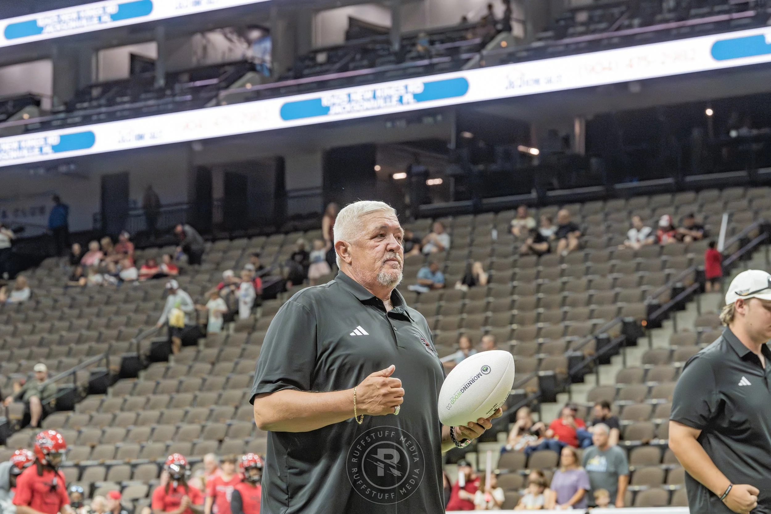Sharks 260530-16.JPG