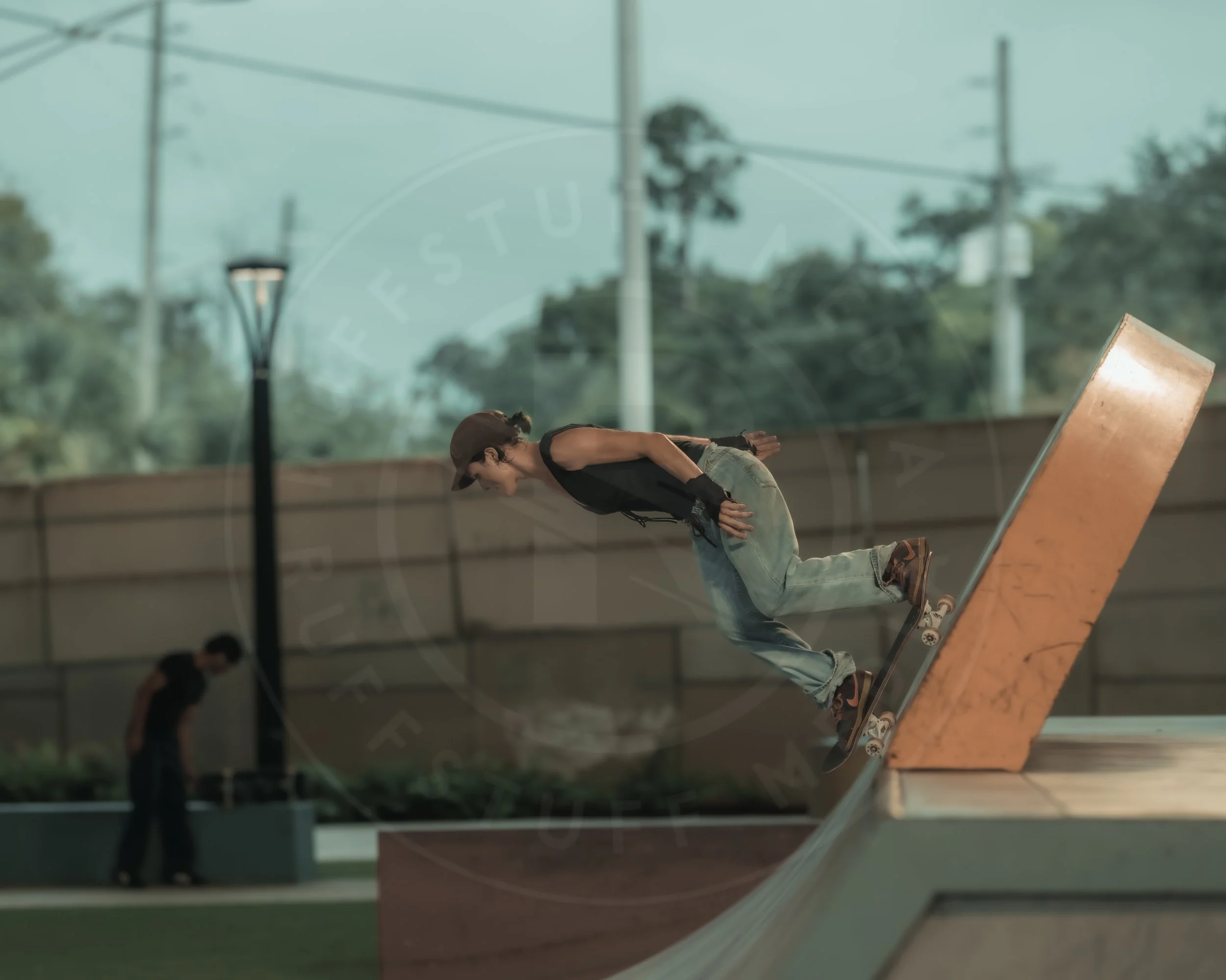 Skate Park 260904-114.JPG
