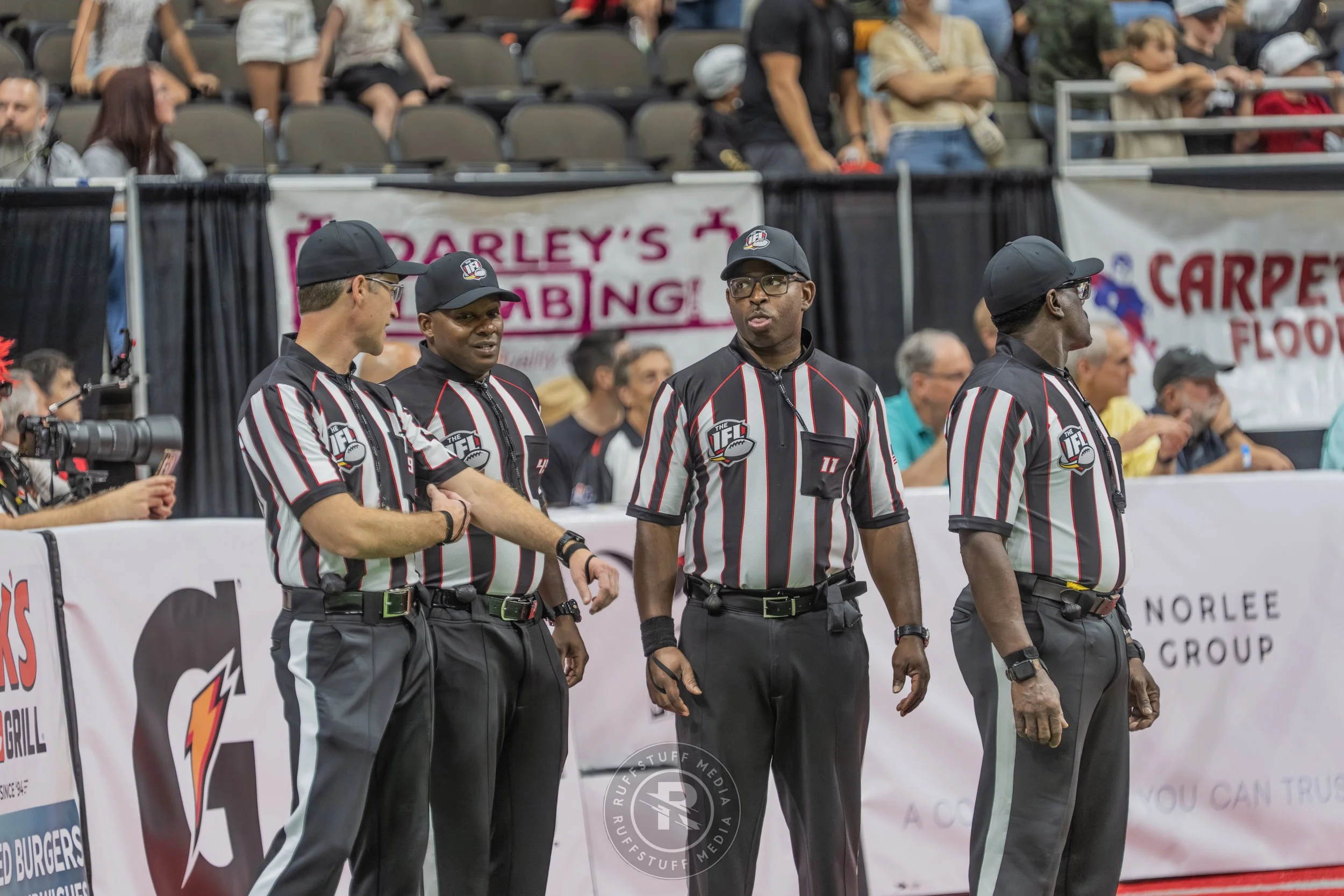 Sharks 260417-330.JPG