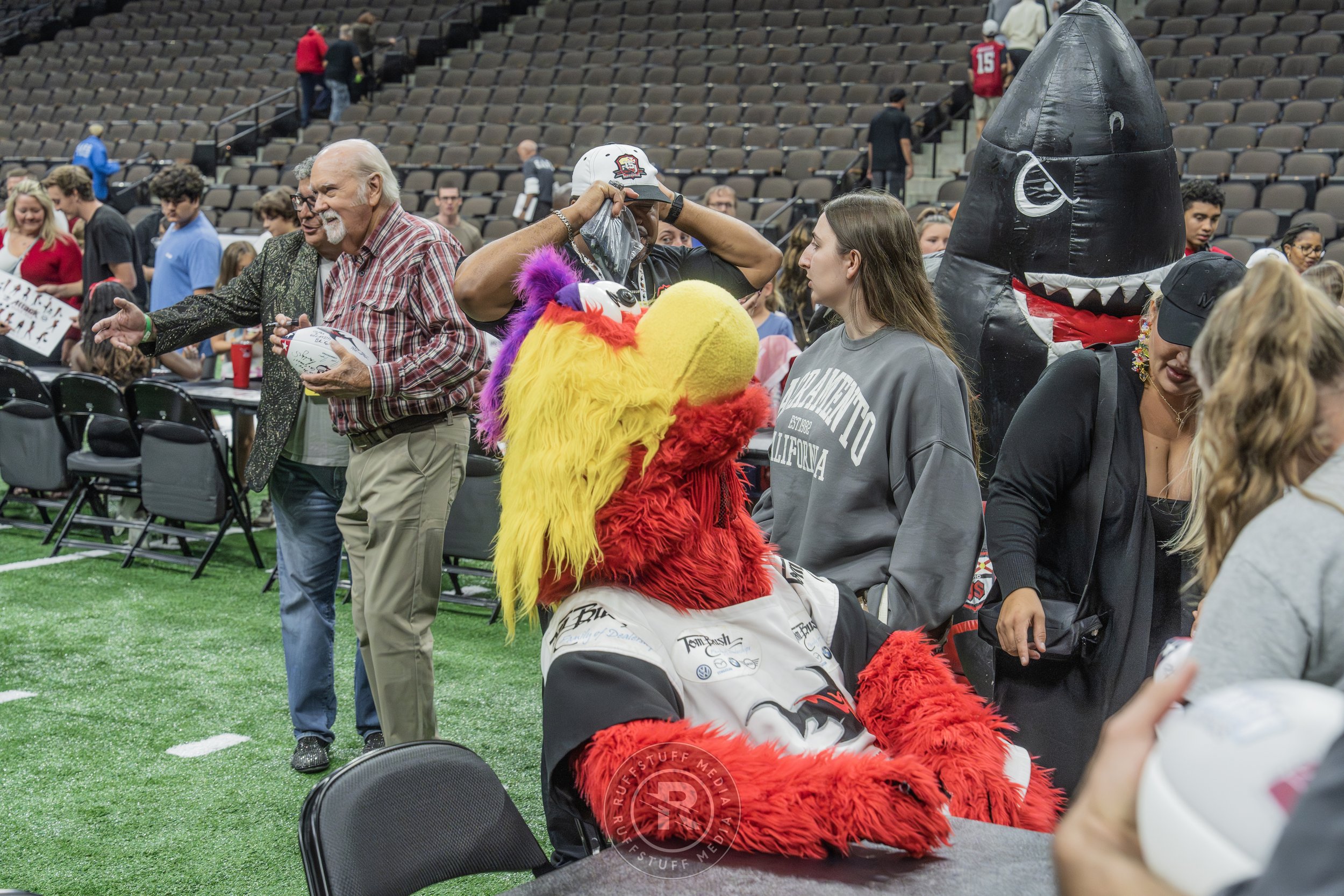 Sharks 260509-650_resize.JPG