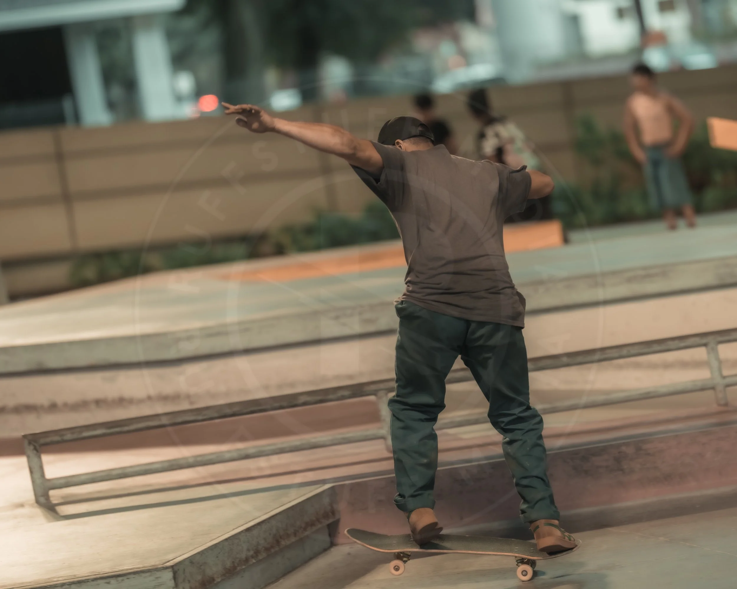 Skate Park 260904-12.JPG