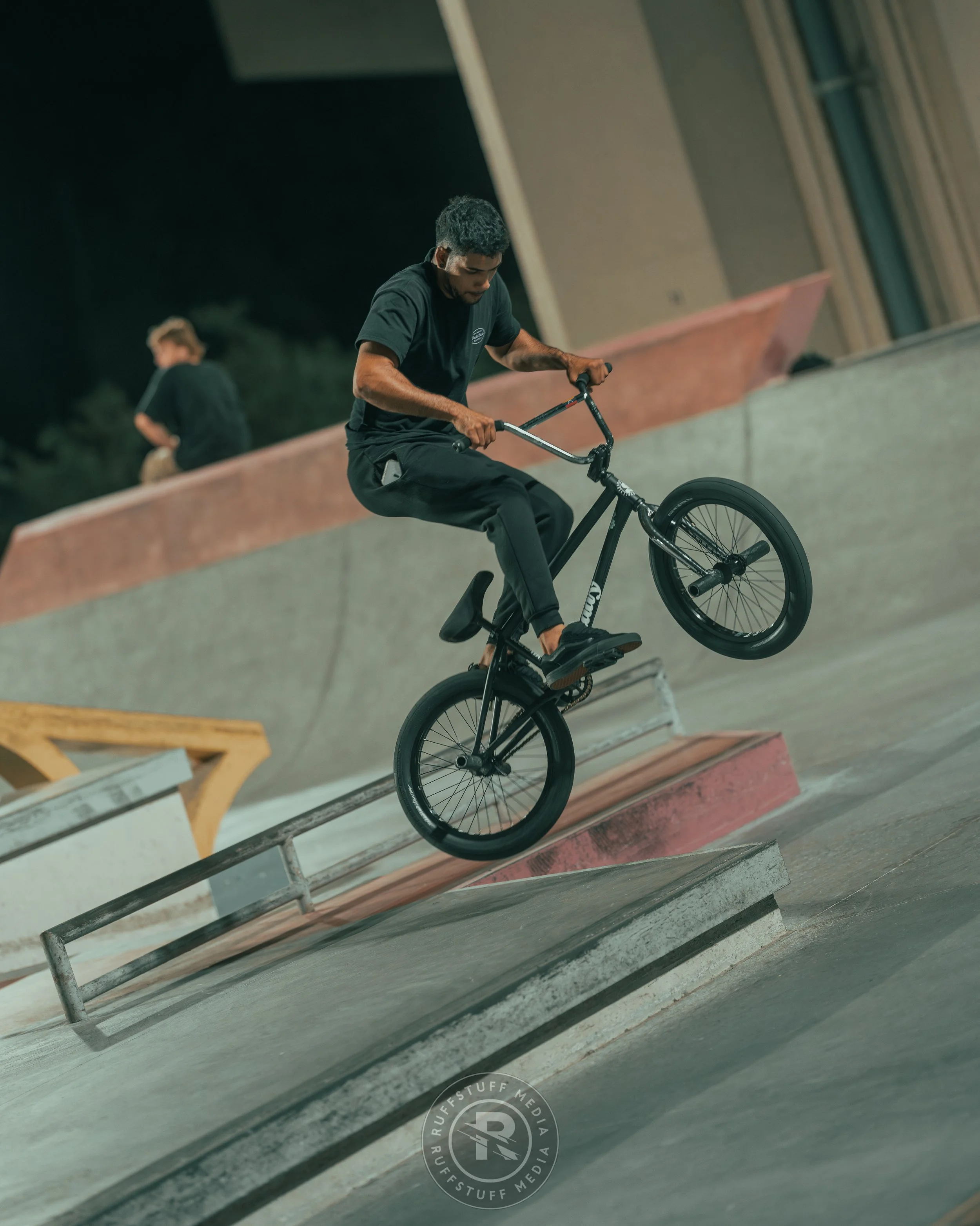 Skate Park 260522-110.JPG
