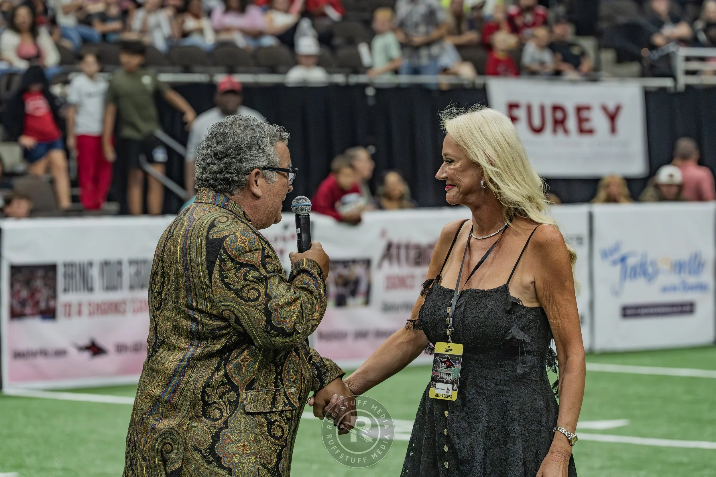 Sharks 260530-426.JPG