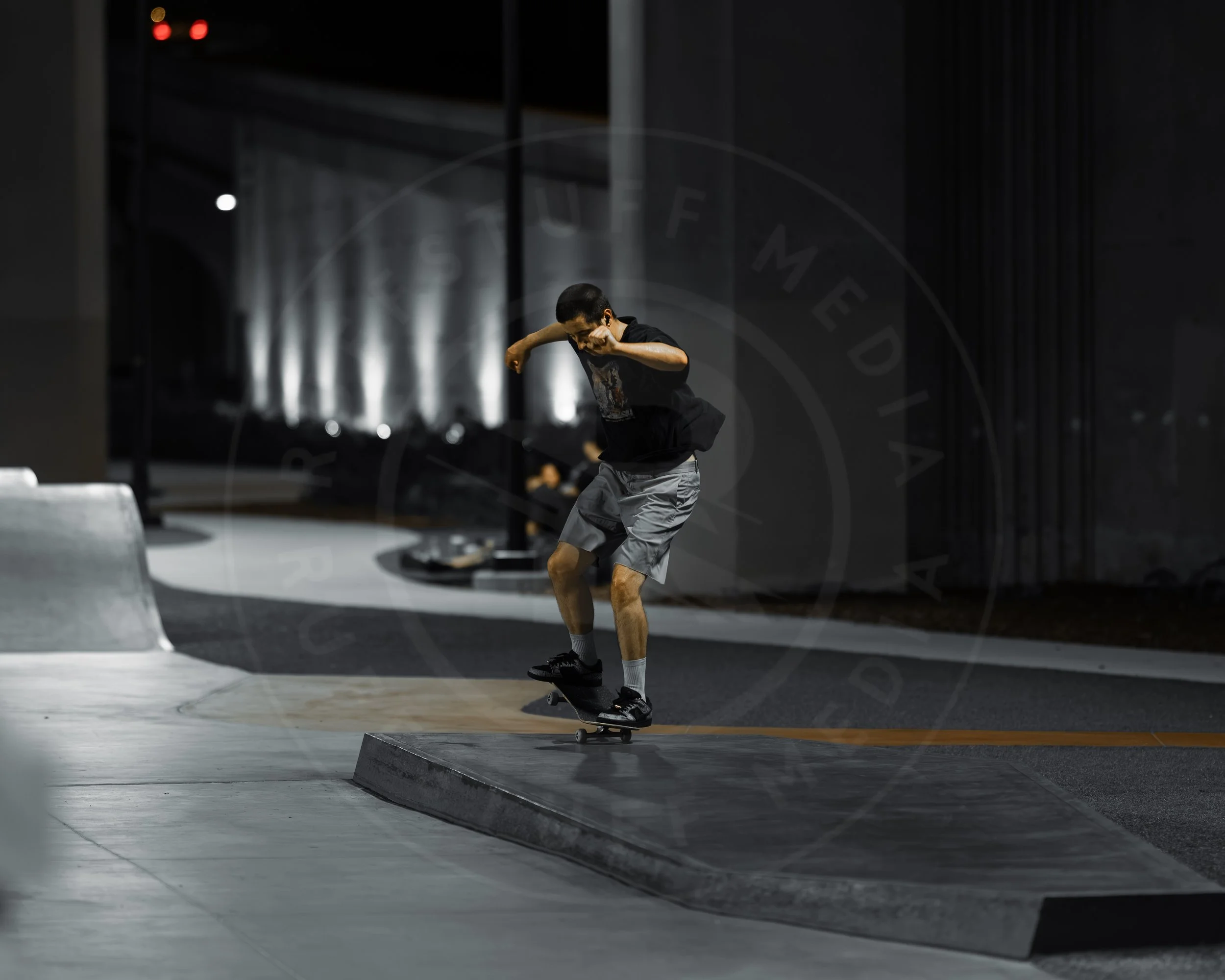 Skate Park 260829-211.JPG