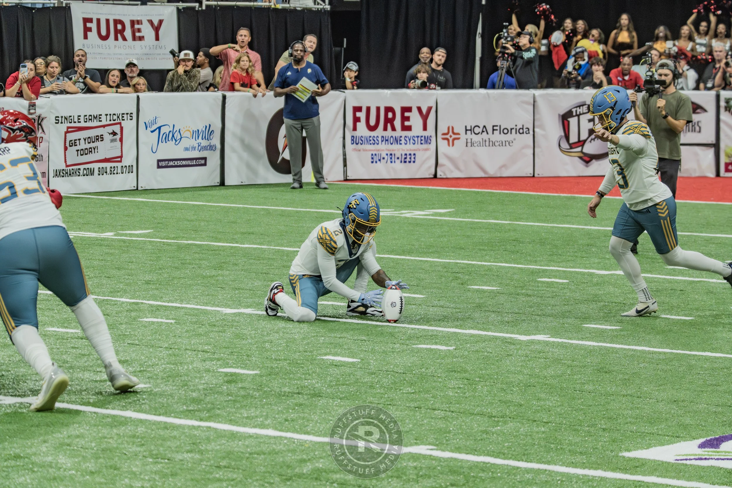 Sharks 260530-703.JPG