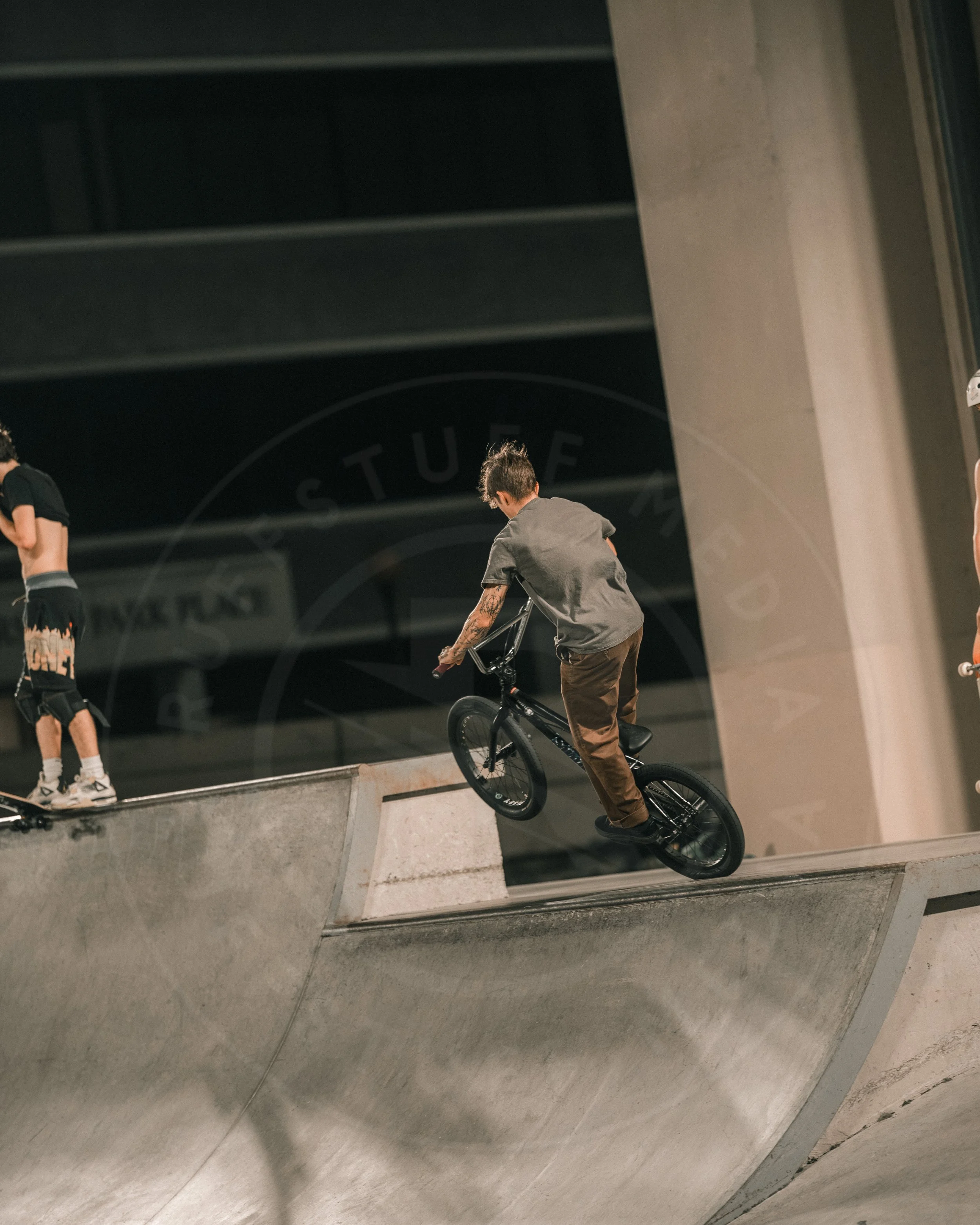 Skate Park 260822-16.JPG