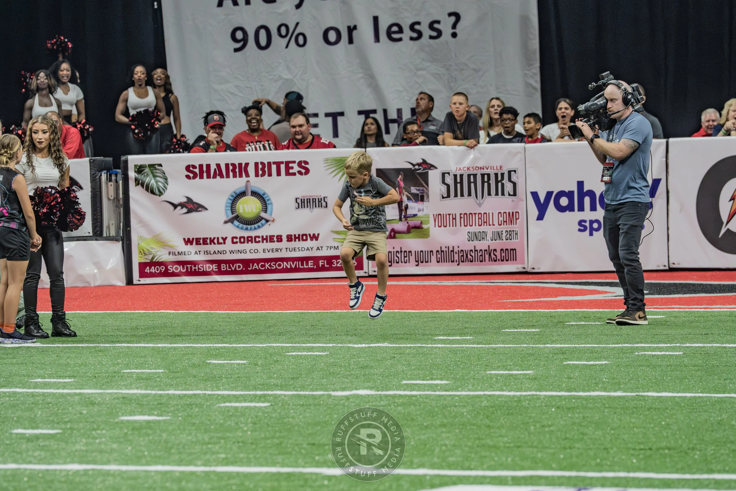 Sharks 260530-470.JPG
